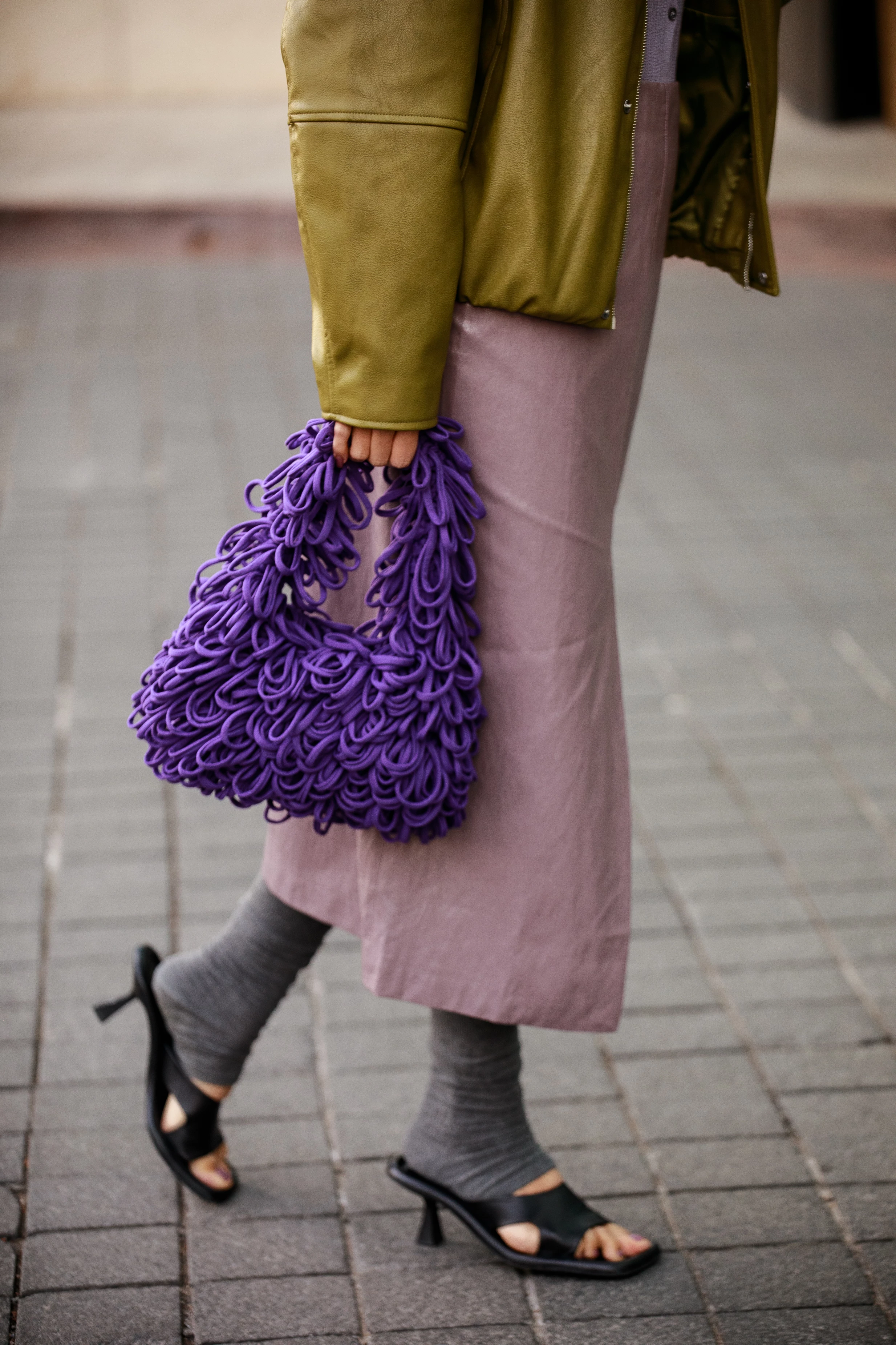Almaty Street Fashion: What Style Mavens Wear Around Town
4