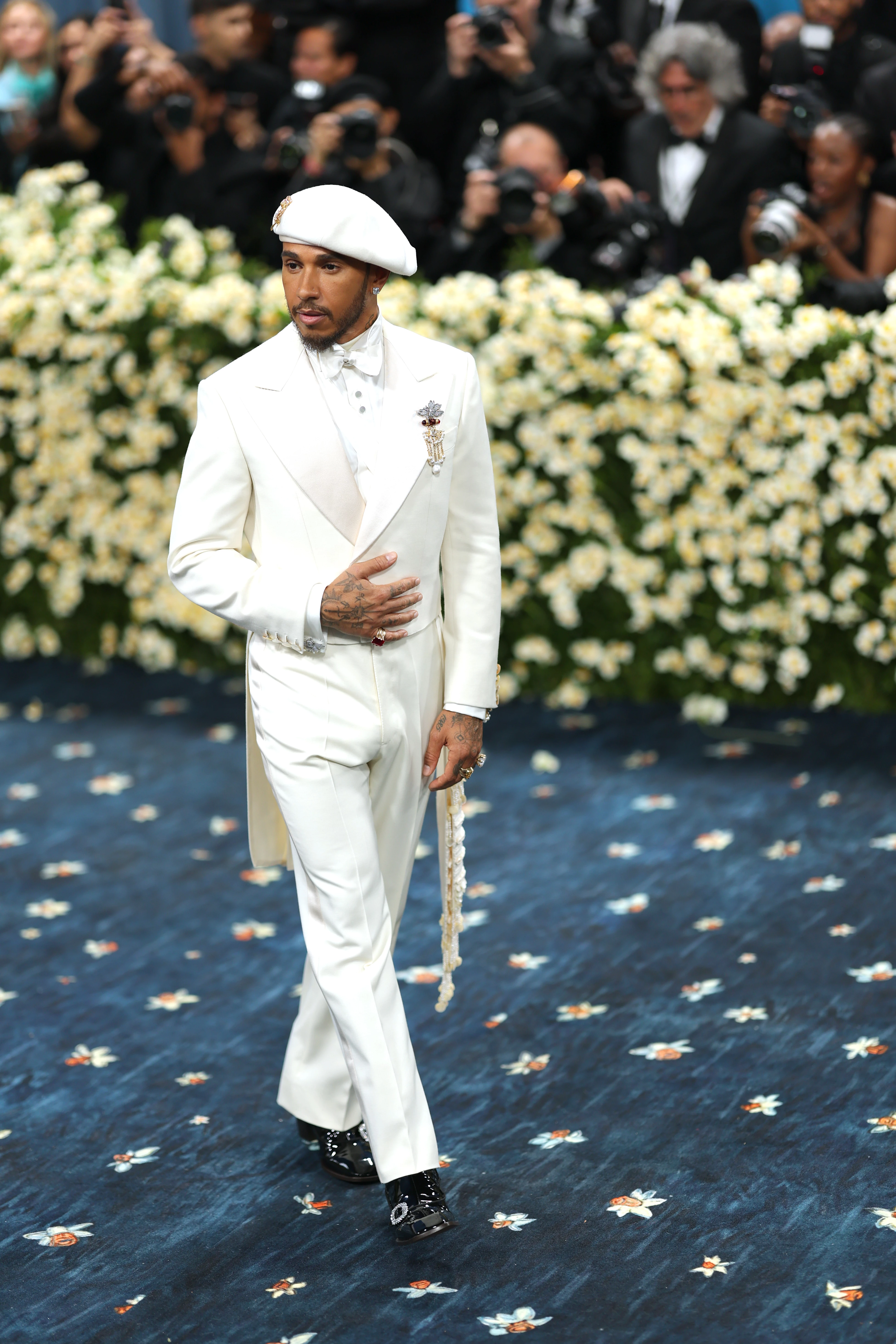Lewis Hamilton in a Wales Bonner suit at the 2025 Met Gala3