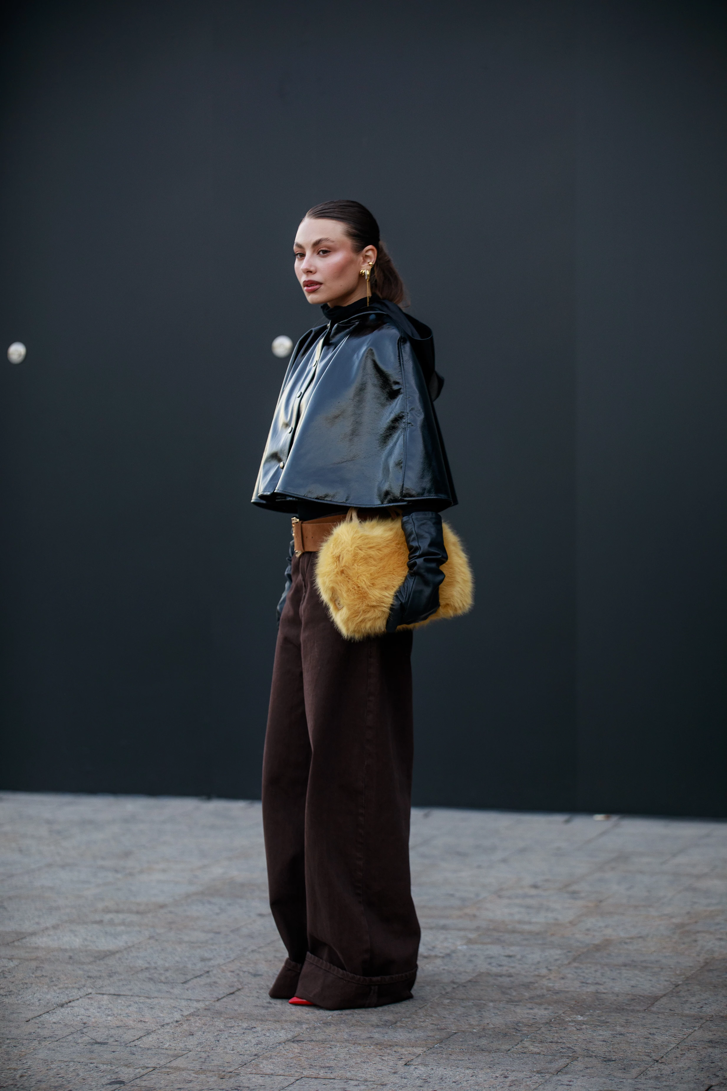 Almaty Street Fashion: What Style Mavens Wear Around Town
1