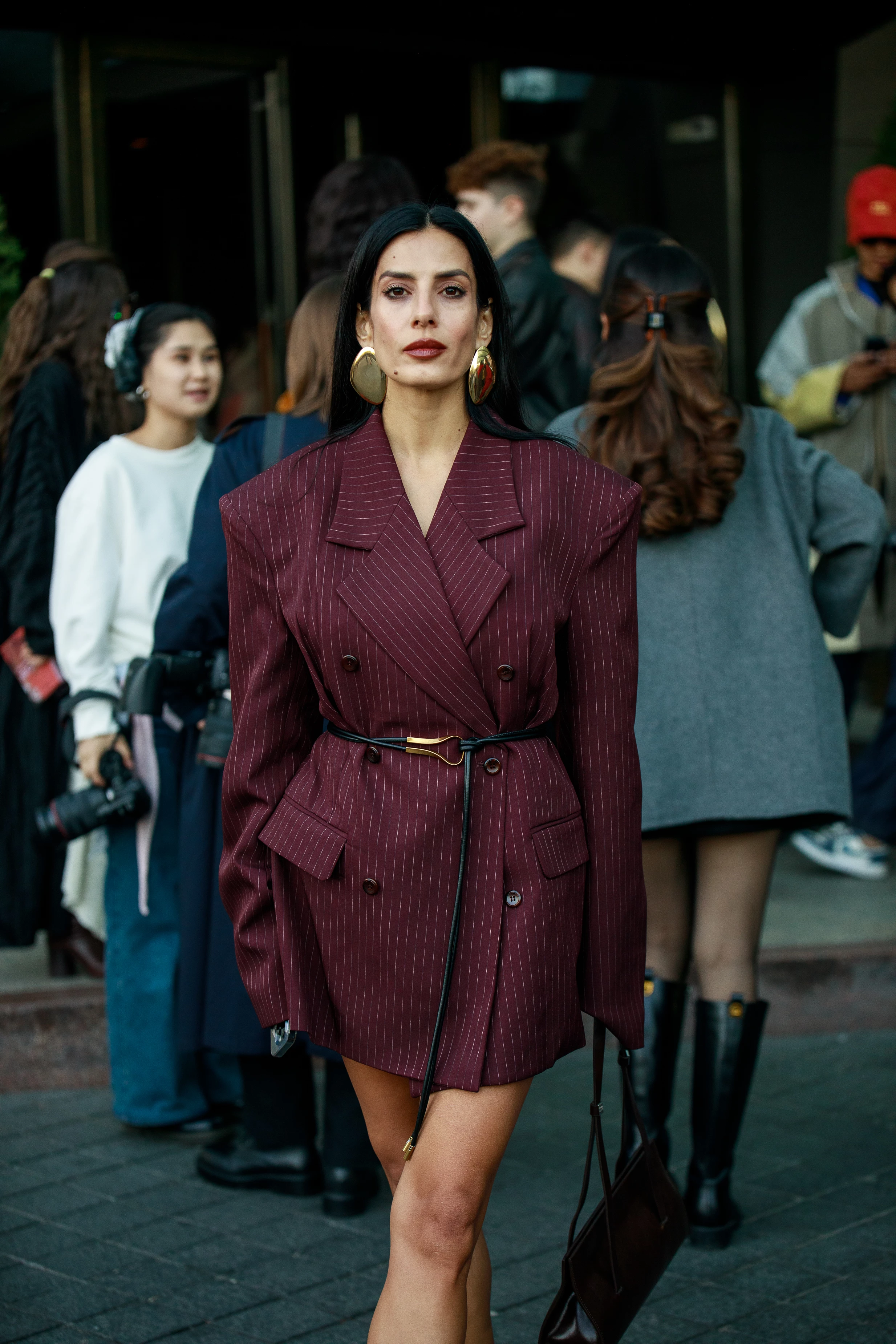 Almaty Street Fashion: What Style Mavens Wear Around Town
28