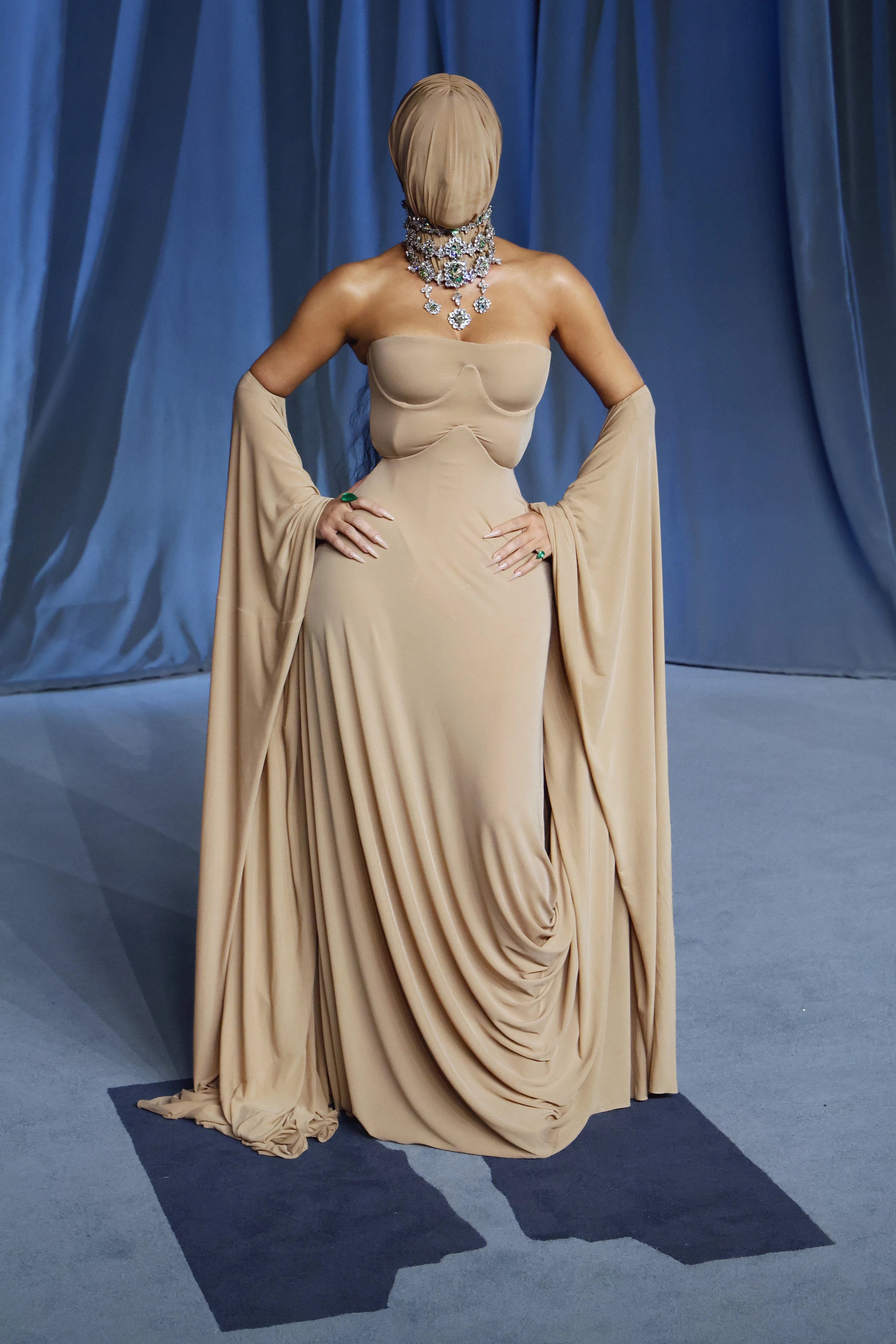 Kim Kardashian3