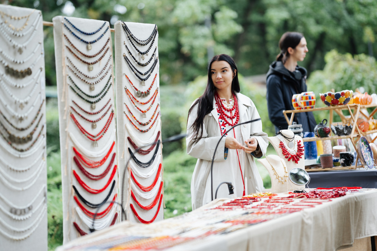 Prague Restaurant's Classic Fall Festival: A Recap
24