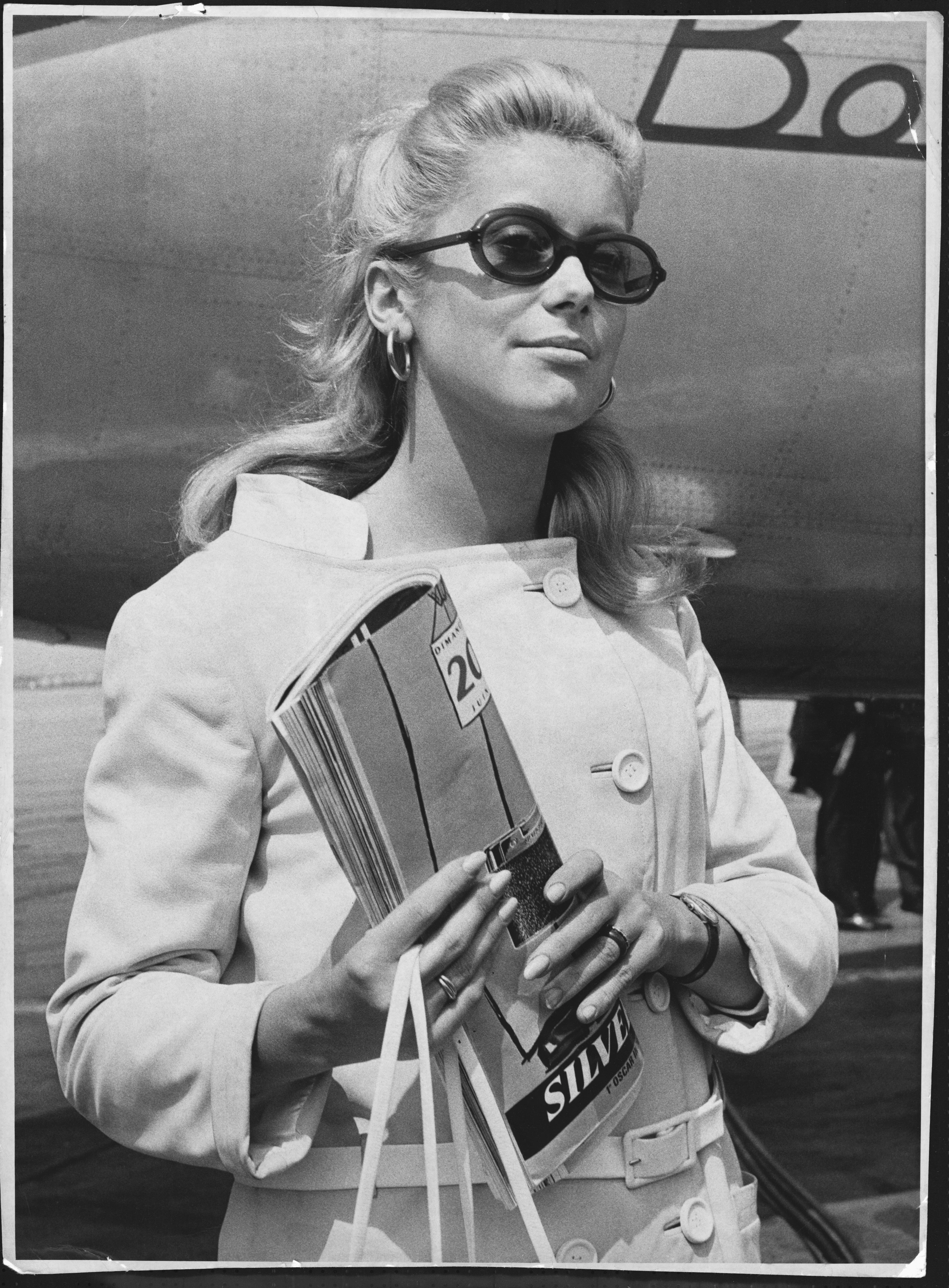 Misery: 25 unforgettable photos of Catherine Deneuve from the archives8