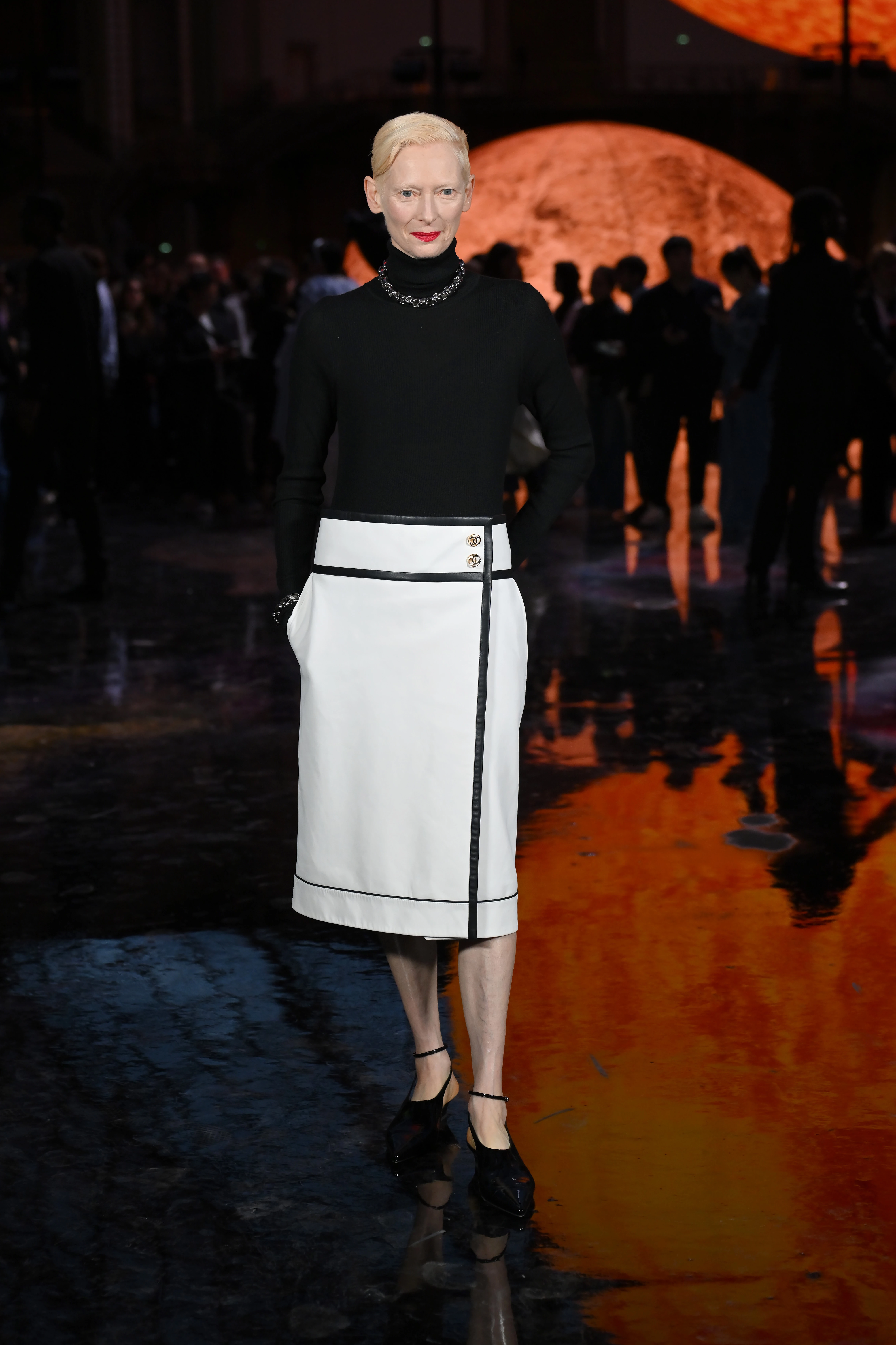 Tilda Swinton sampled a Chanel piece from their latest line – the effect is lavish.
2