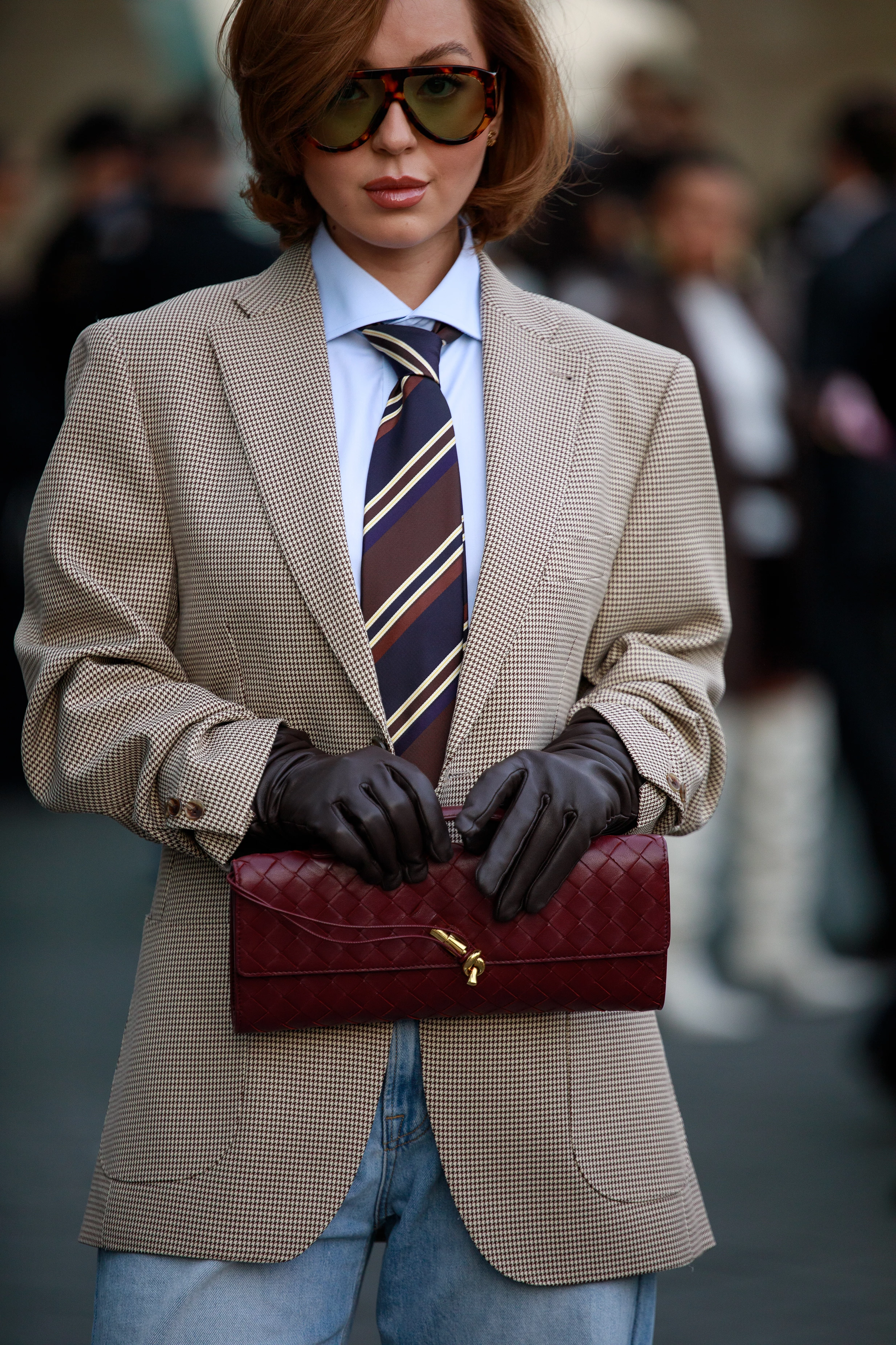Almaty Street Fashion: What Style Mavens Wear Around Town
7