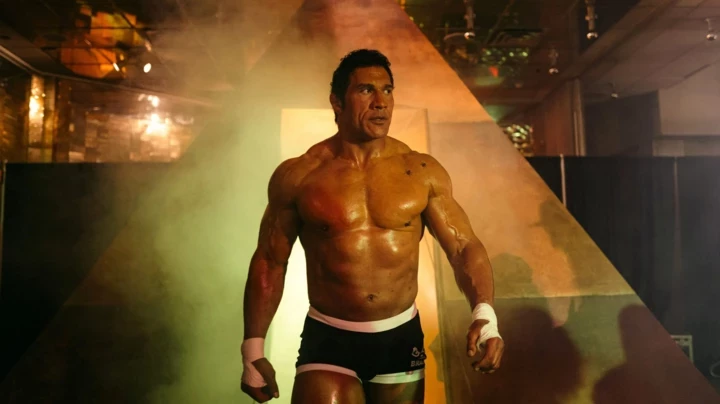 Jak Dwayne Johnson transformed for his role in the film "Unbreakable"3