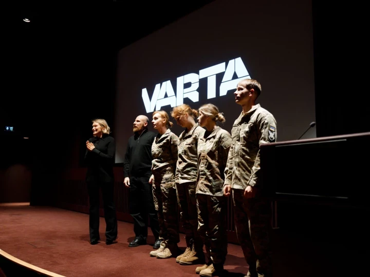 In London they showed a new series of VARTA documentary about Ukrainian hustlers3
