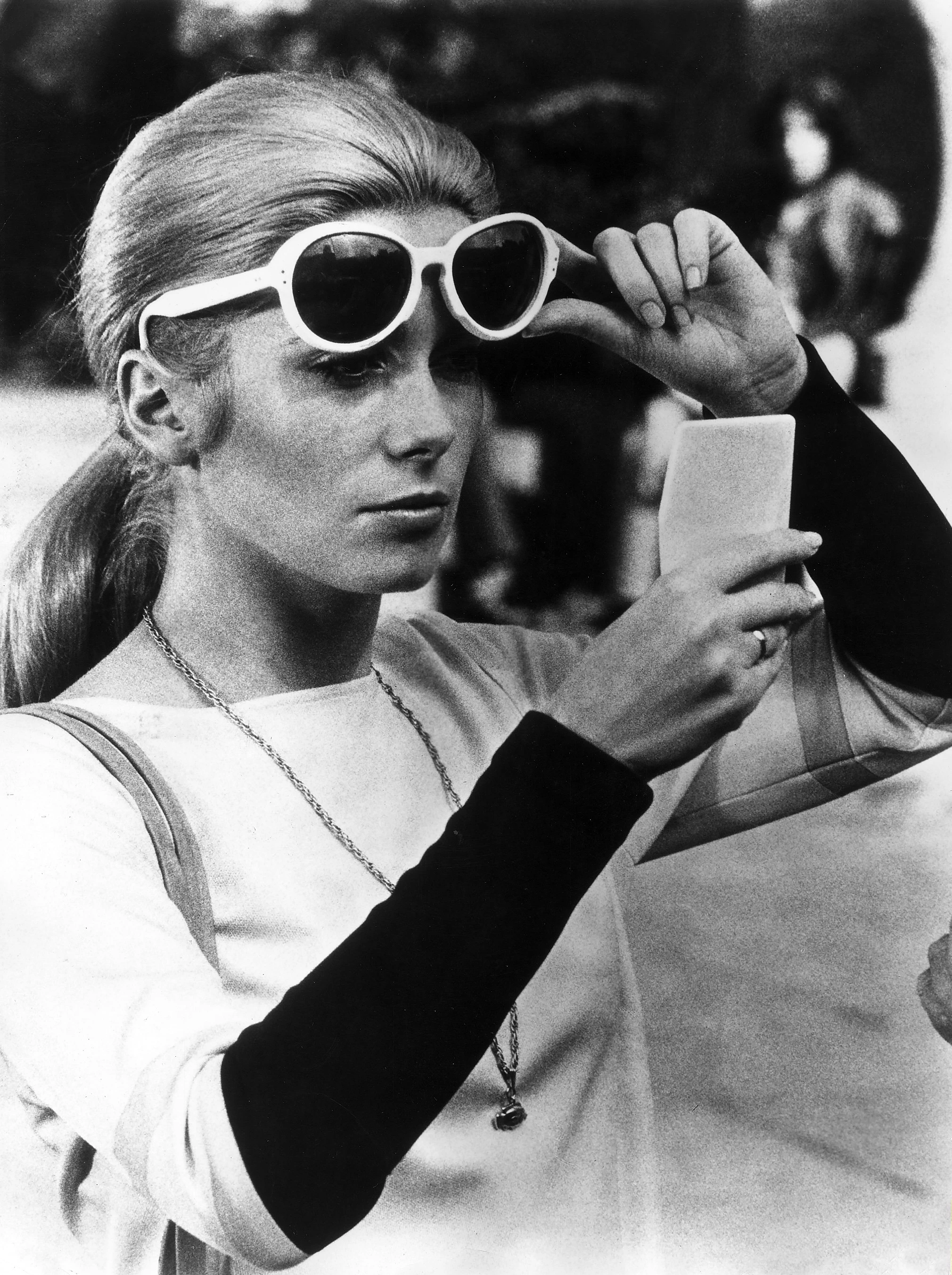 Misery: 25 unforgettable photos of Catherine Deneuve from the archives17