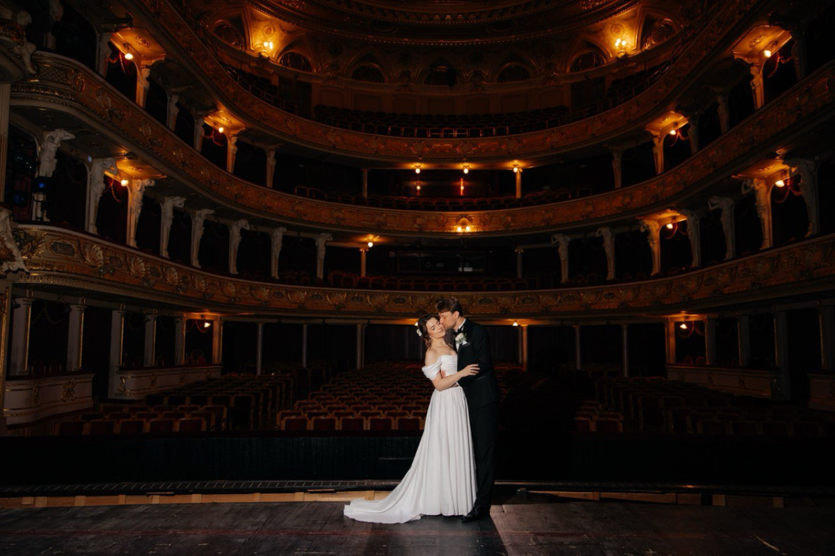 ELLE Exclusive: Interview with Lviv National Opera Star Marianna Tsvetinska3