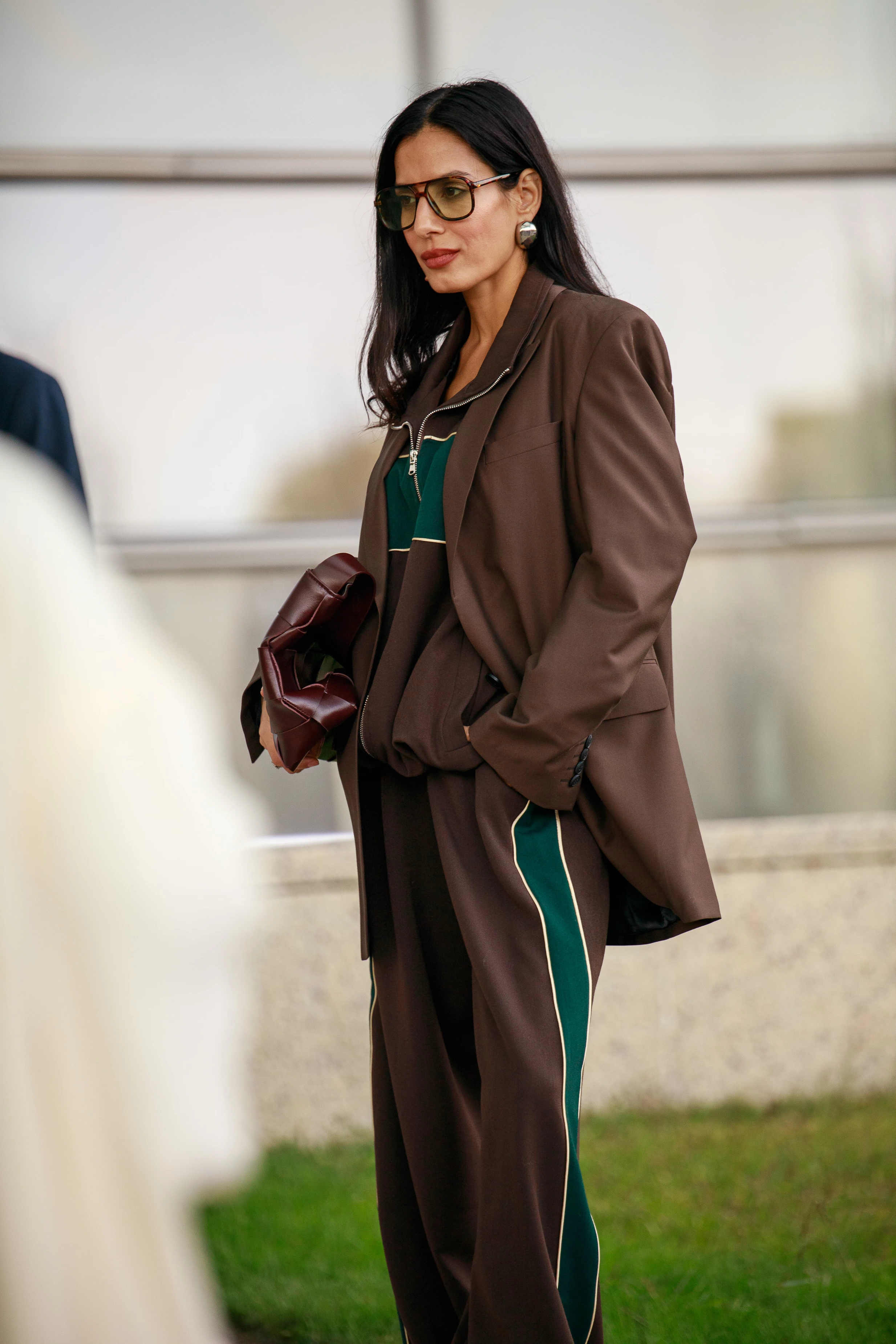 Almaty Street Fashion: What Style Mavens Wear Around Town
10