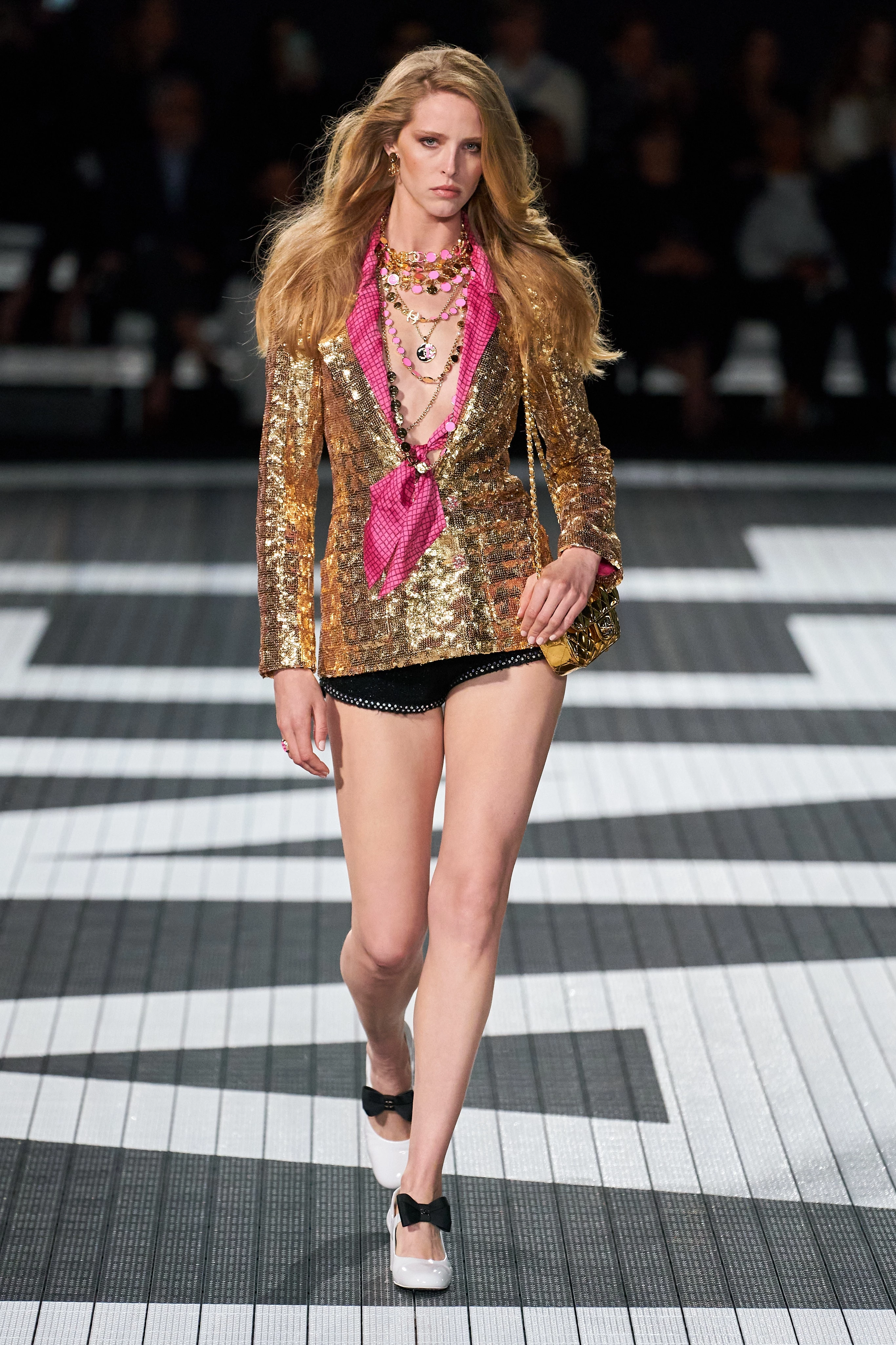 Chanel's Most Captivating Runway Presentations Over Time
15