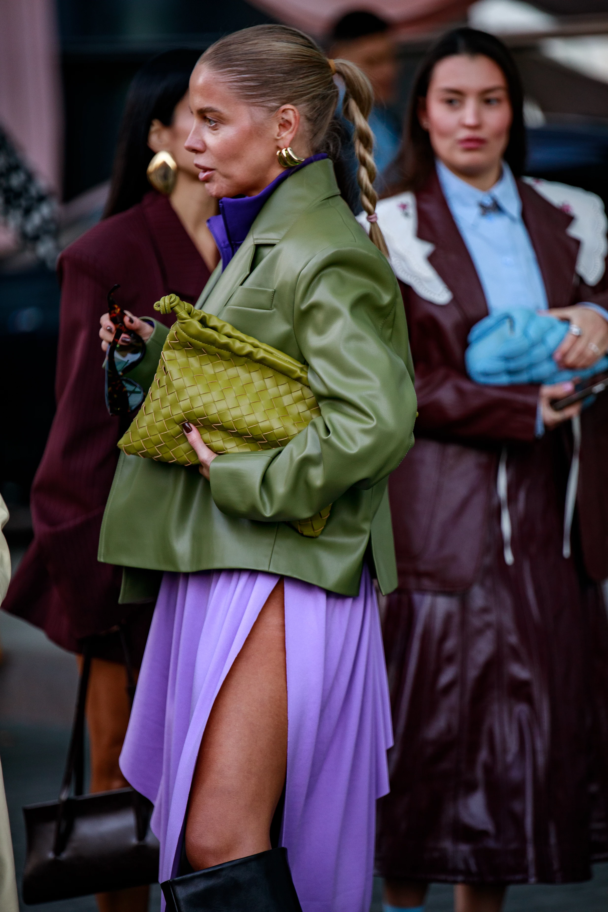 Almaty Street Fashion: What Style Mavens Wear Around Town
25