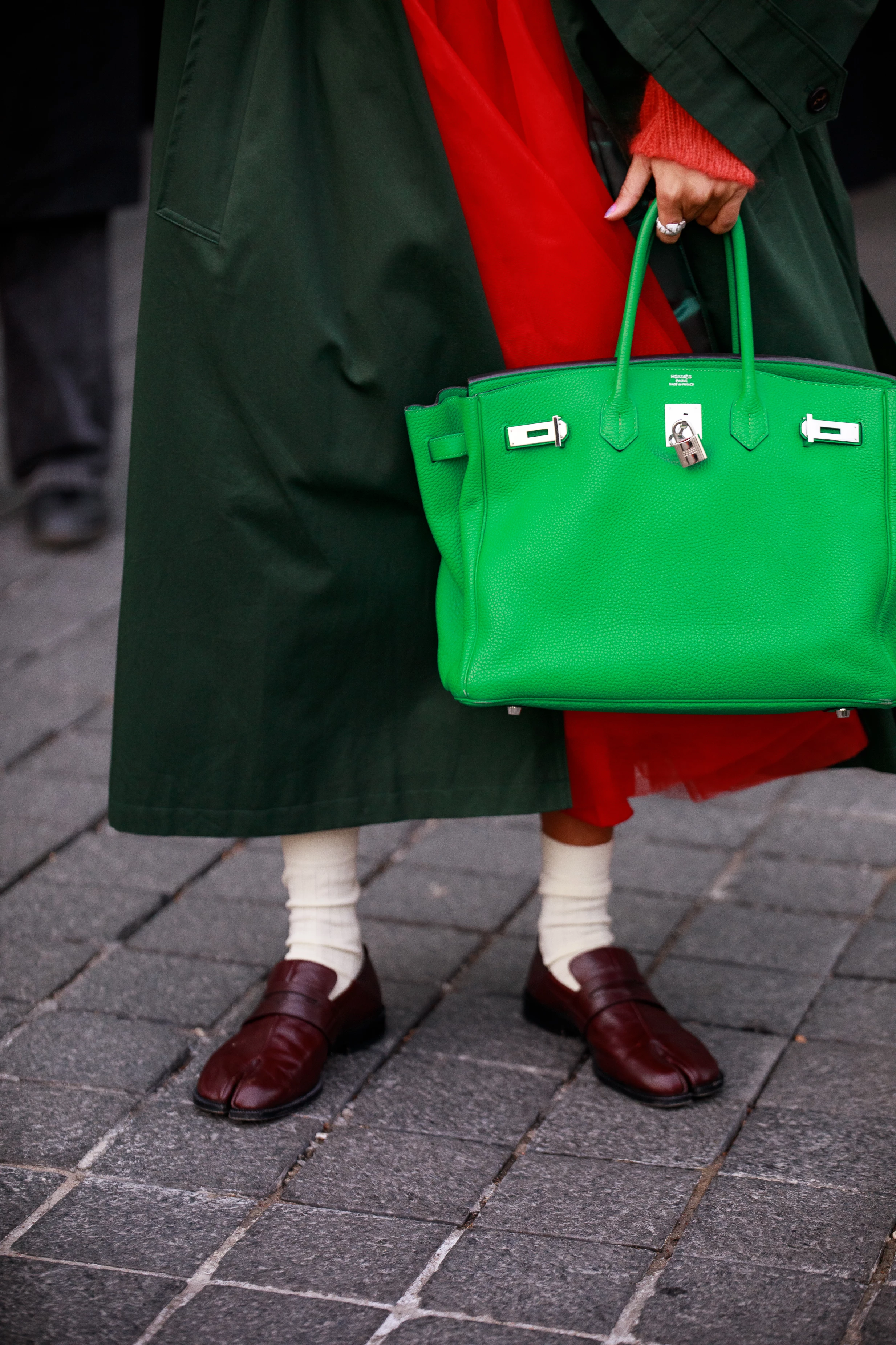 Almaty Street Fashion: What Style Mavens Wear Around Town
17