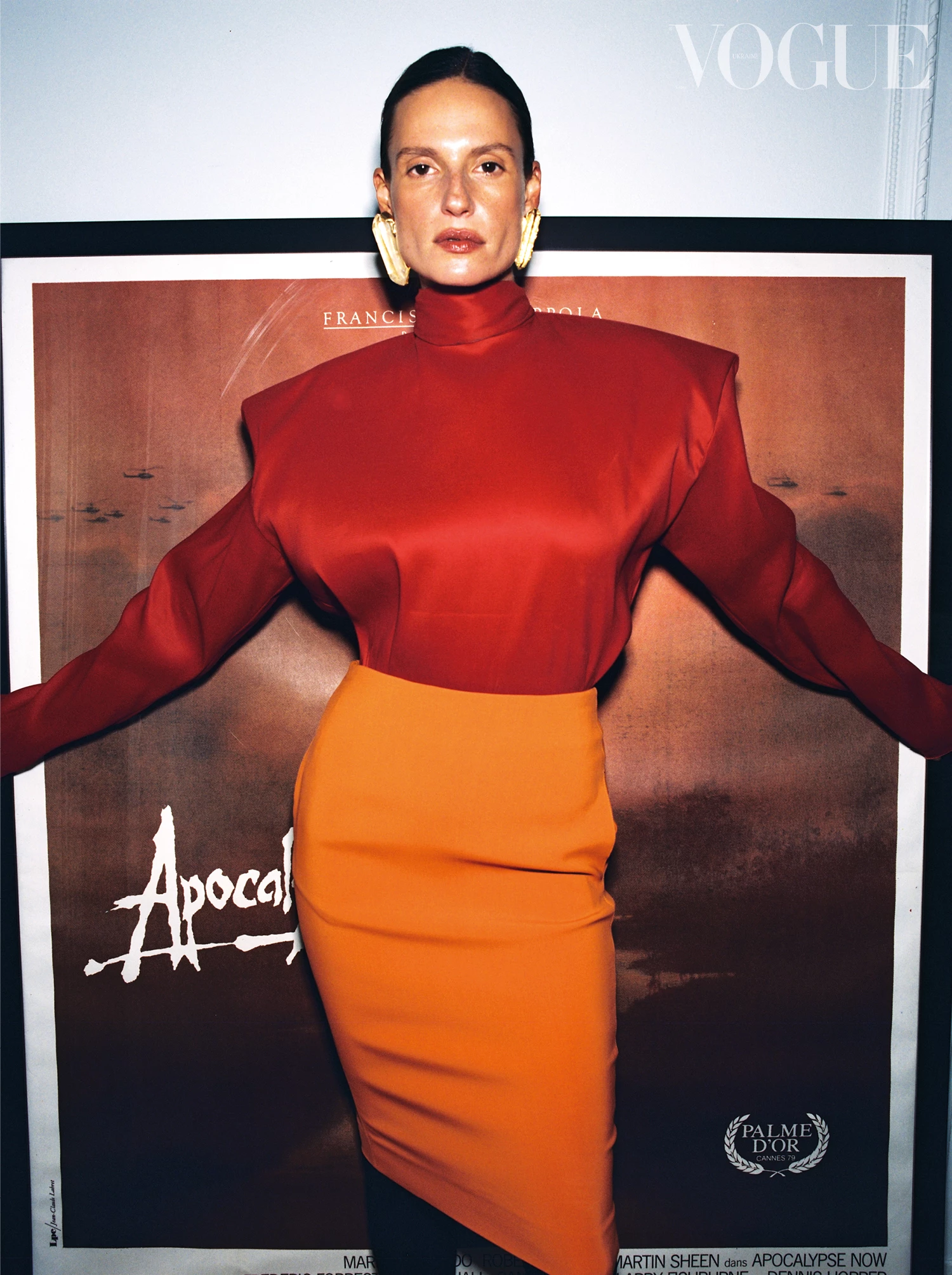Silk and polyamide blouse, viscose and cupro skirt, earrings, brass, crystals, all – Saint Laurent by Anthony Vaccarello, ring, brass, opal, crystals, Balenciaga, ring, yellow gold, white diamonds, Bvlgari1