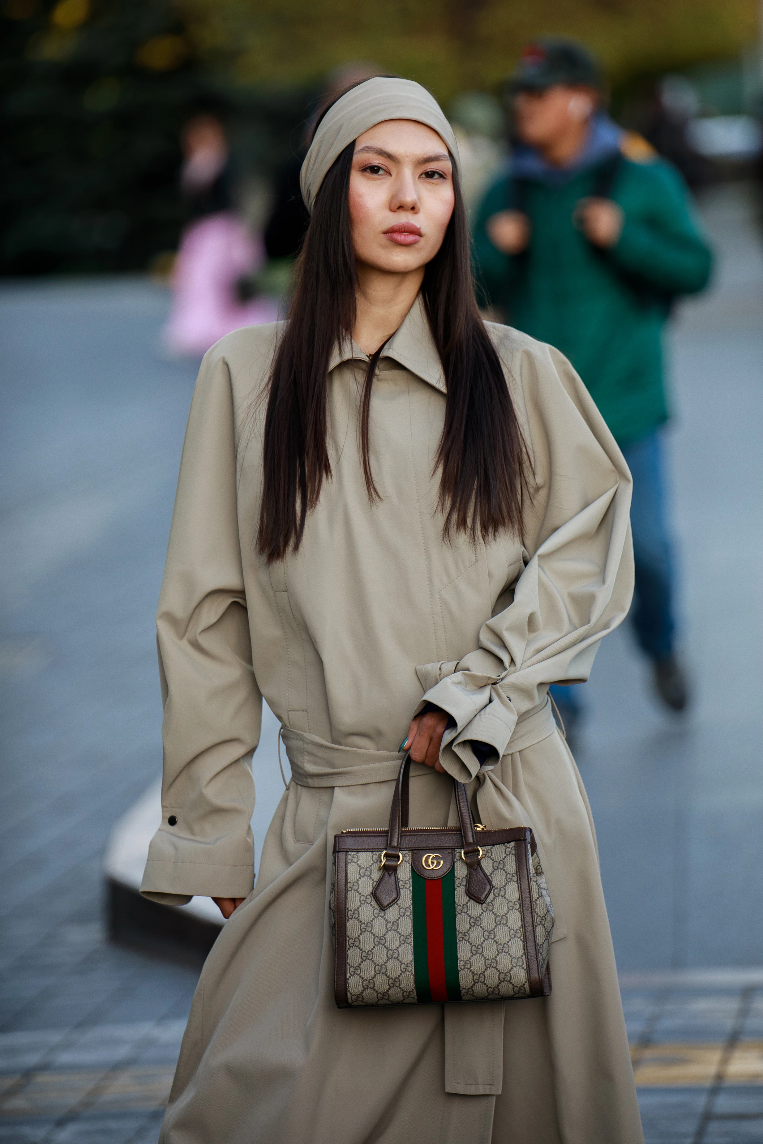Almaty Street Fashion: What Style Mavens Wear Around Town
23