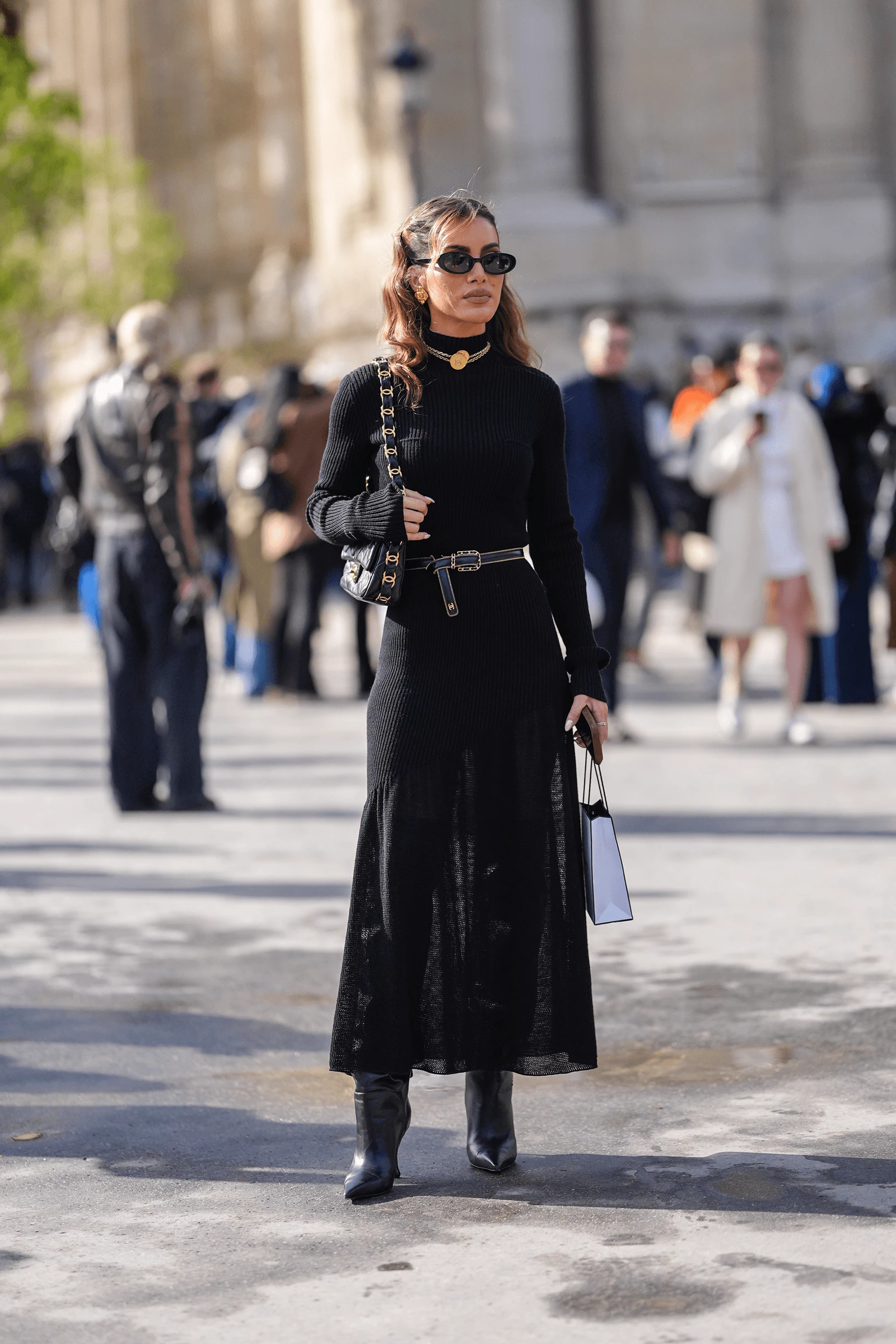 Knit Dresses: 5 Chic Looks for Autumn Days
1
