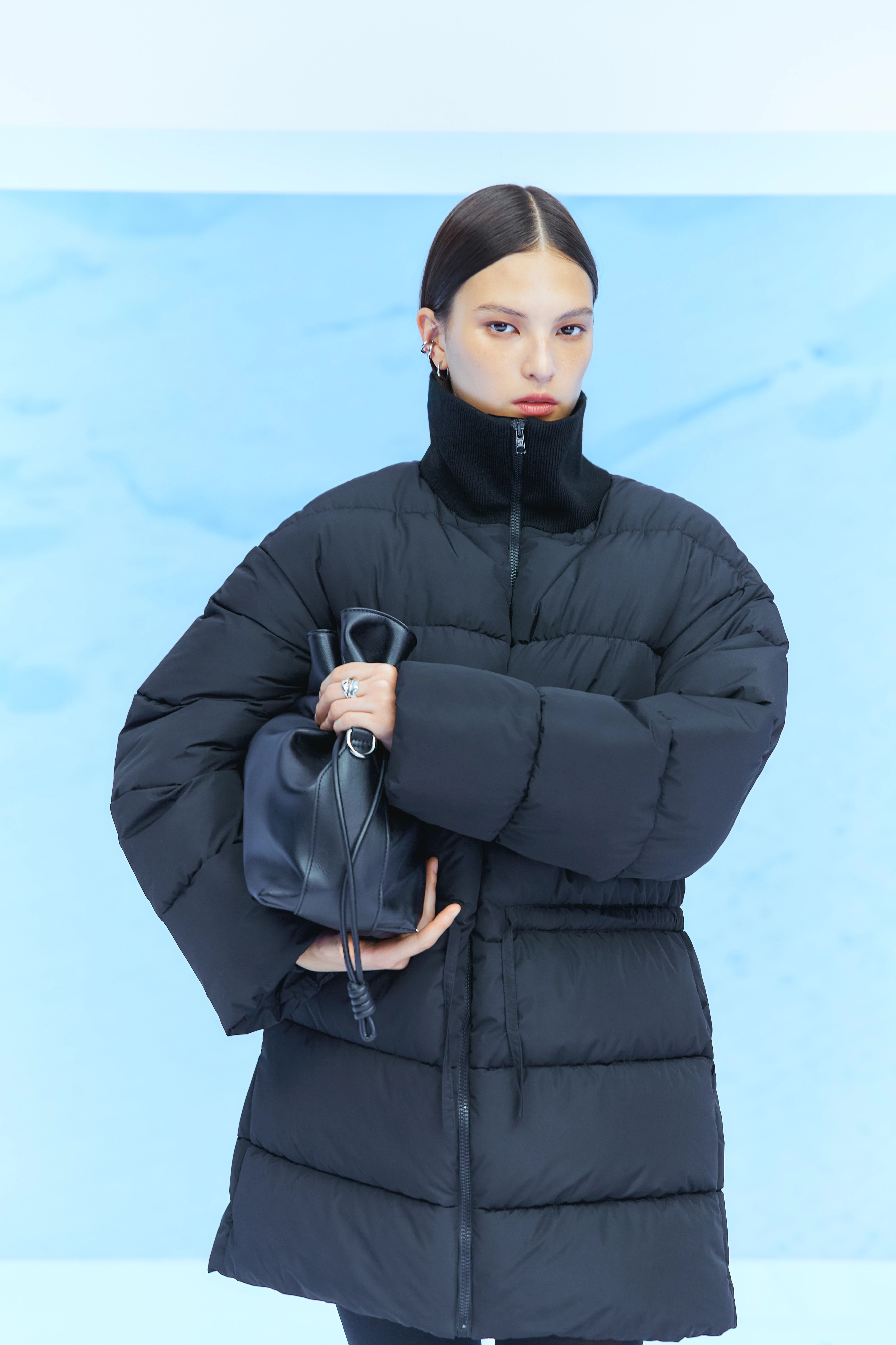 Unisex x INTERTOP: An exclusive range of practical pieces by emerging creator Liliya Oliynyk and fashion outlet
0