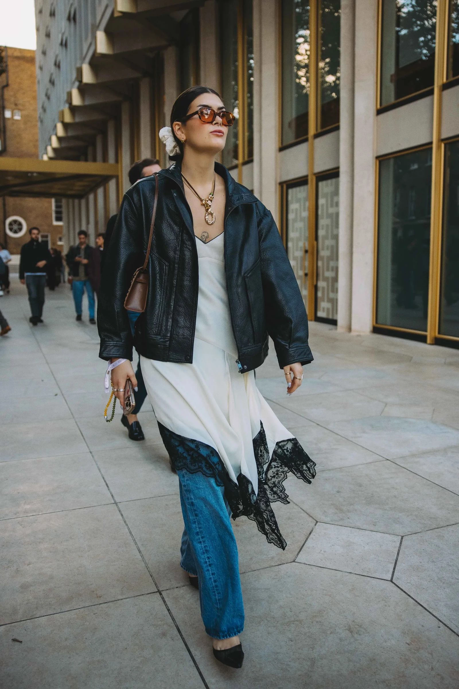 Nine chic layered ensembles for autumn '25
0