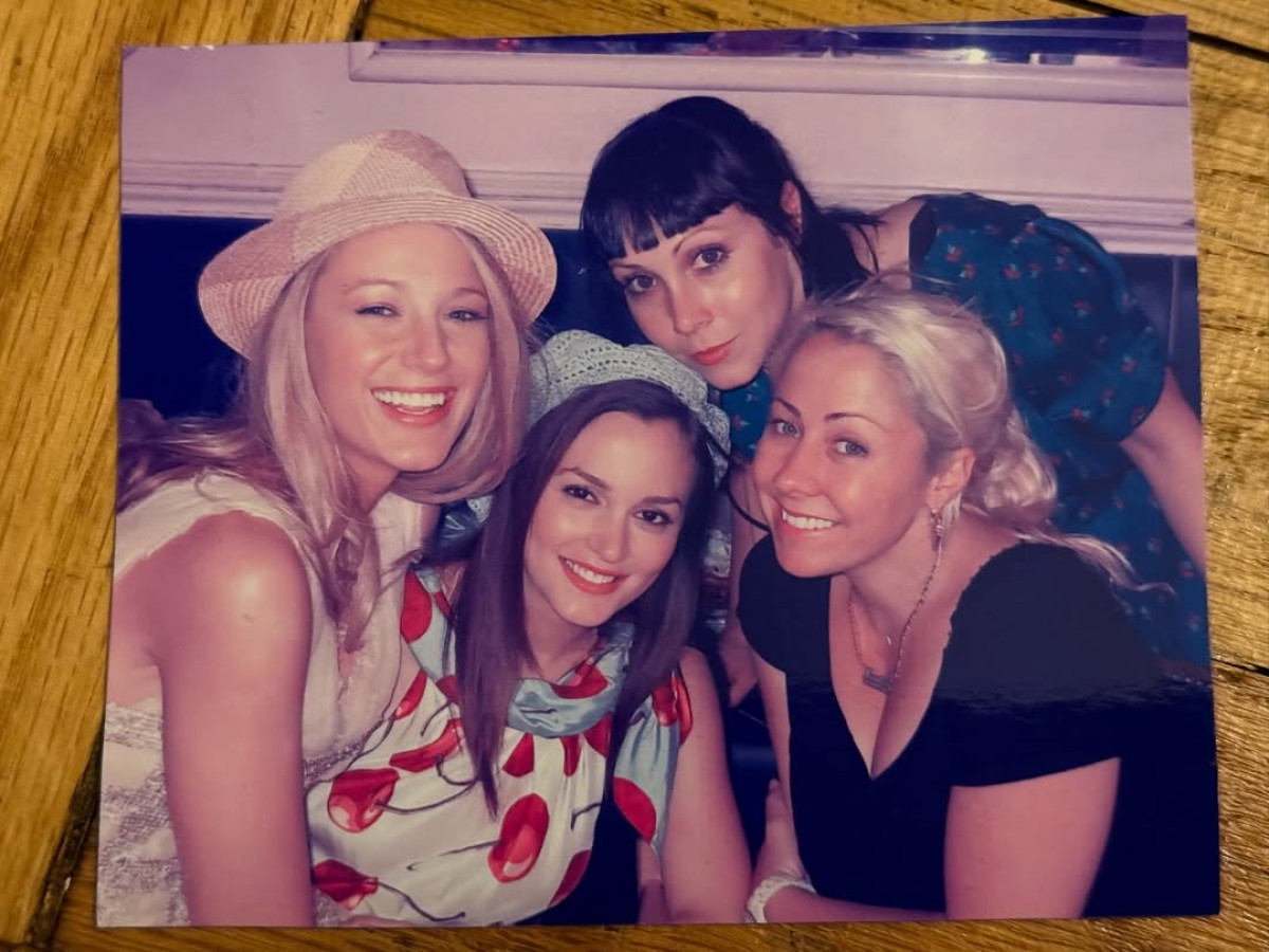 10 archival photos from the series "Gossip Girl" shared by Blake Lively2