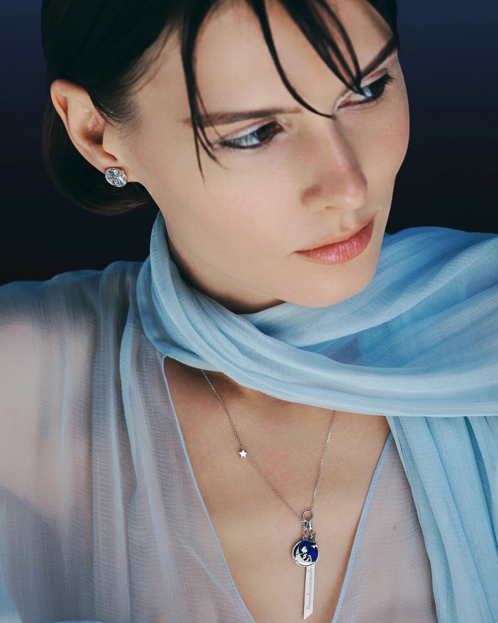 "The Little Prince" springs forth in SOVA jewelry – pure enchantment.
5