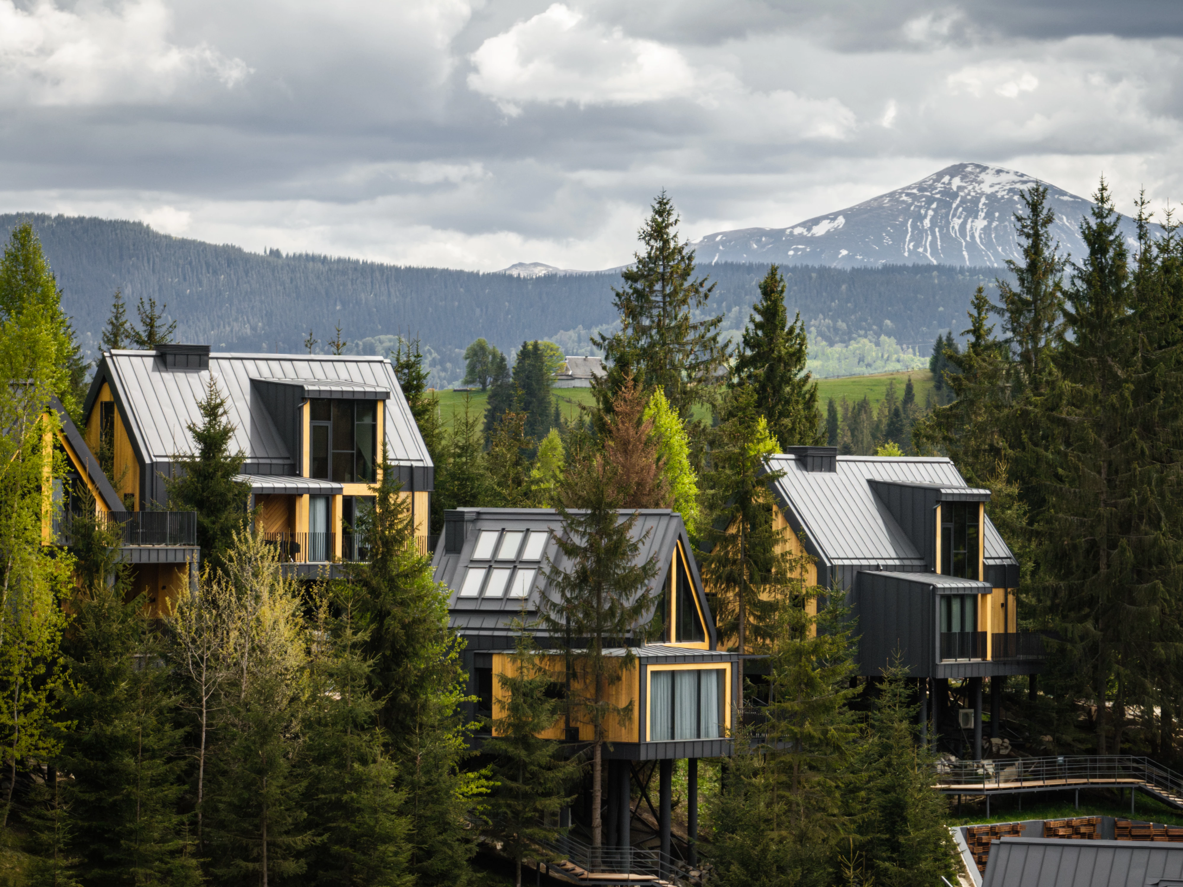 Workation in the mountains: 5 reasons to allow yourself work in the Carpathians1