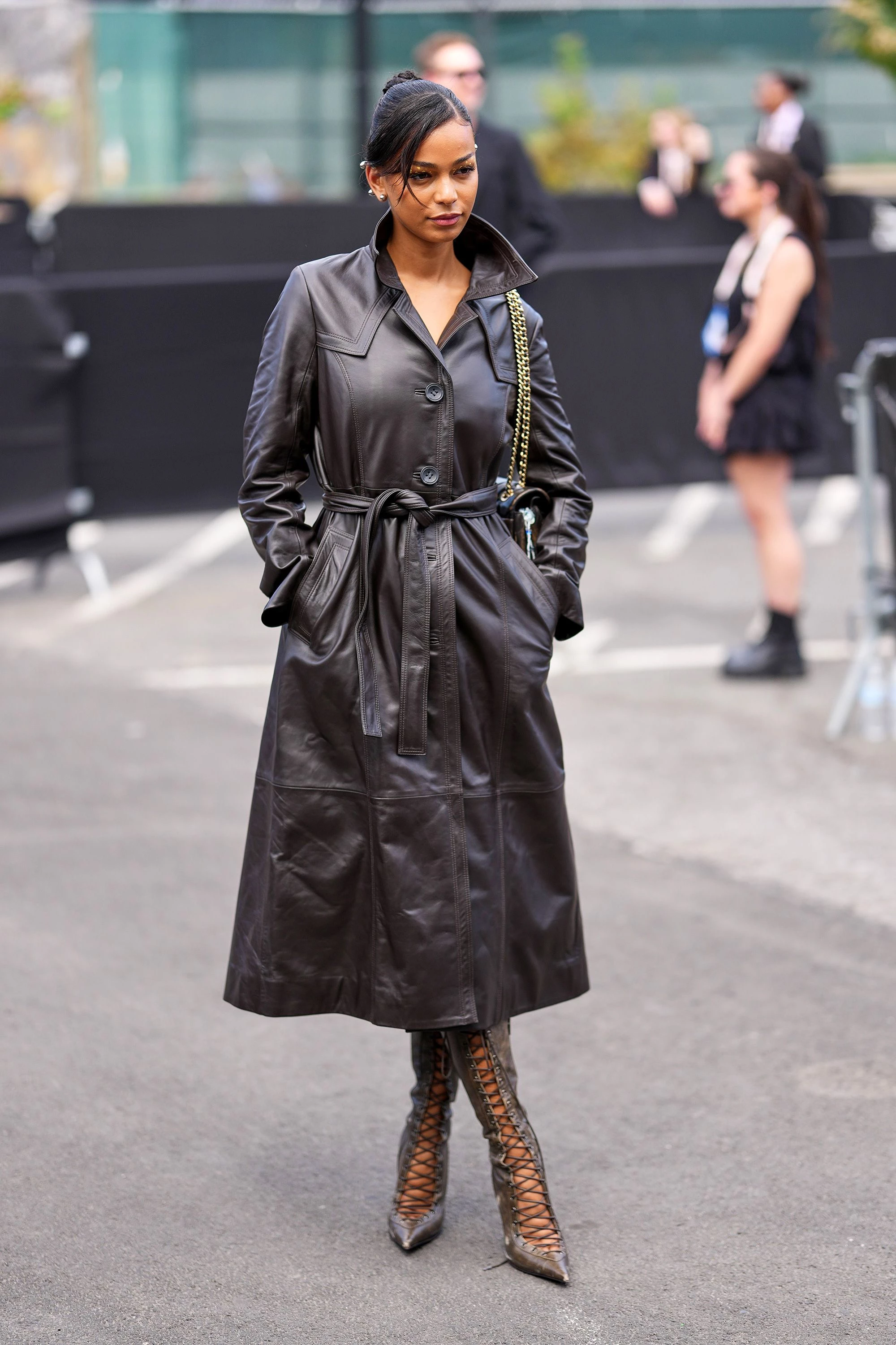 This subtle element will mark the trendiest boots this year.
4