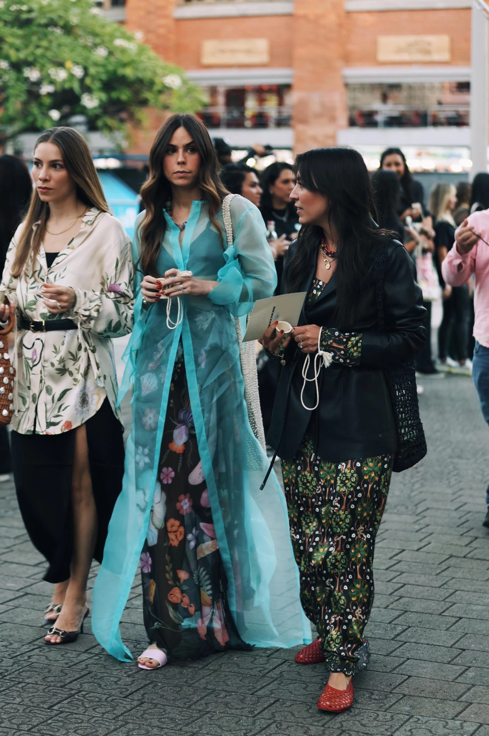Boho Flower Gowns: Fall 2025's Top Love Story Trend, Explained
4