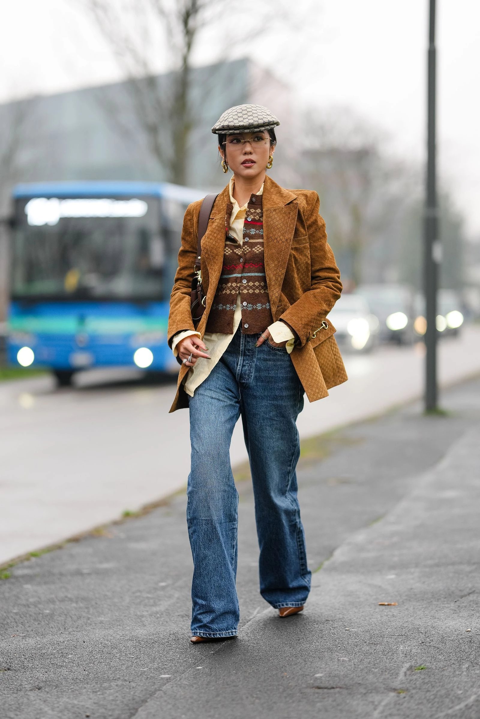 Cardigan: Five Chic Looks for This Wardrobe Essential
1