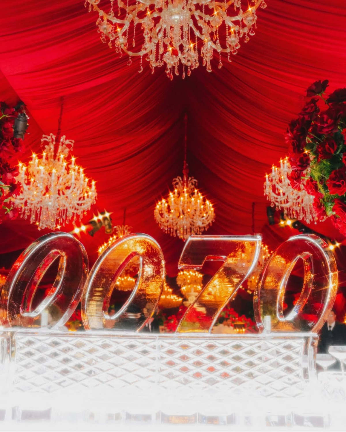 Kris Jenner's Bond-Themed 70th Bash: Pics
26