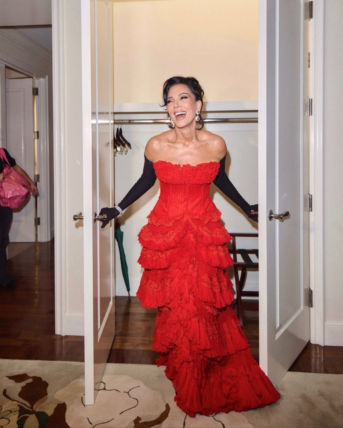 Kris Jenner's Bond-Themed 70th Bash: Pics
21