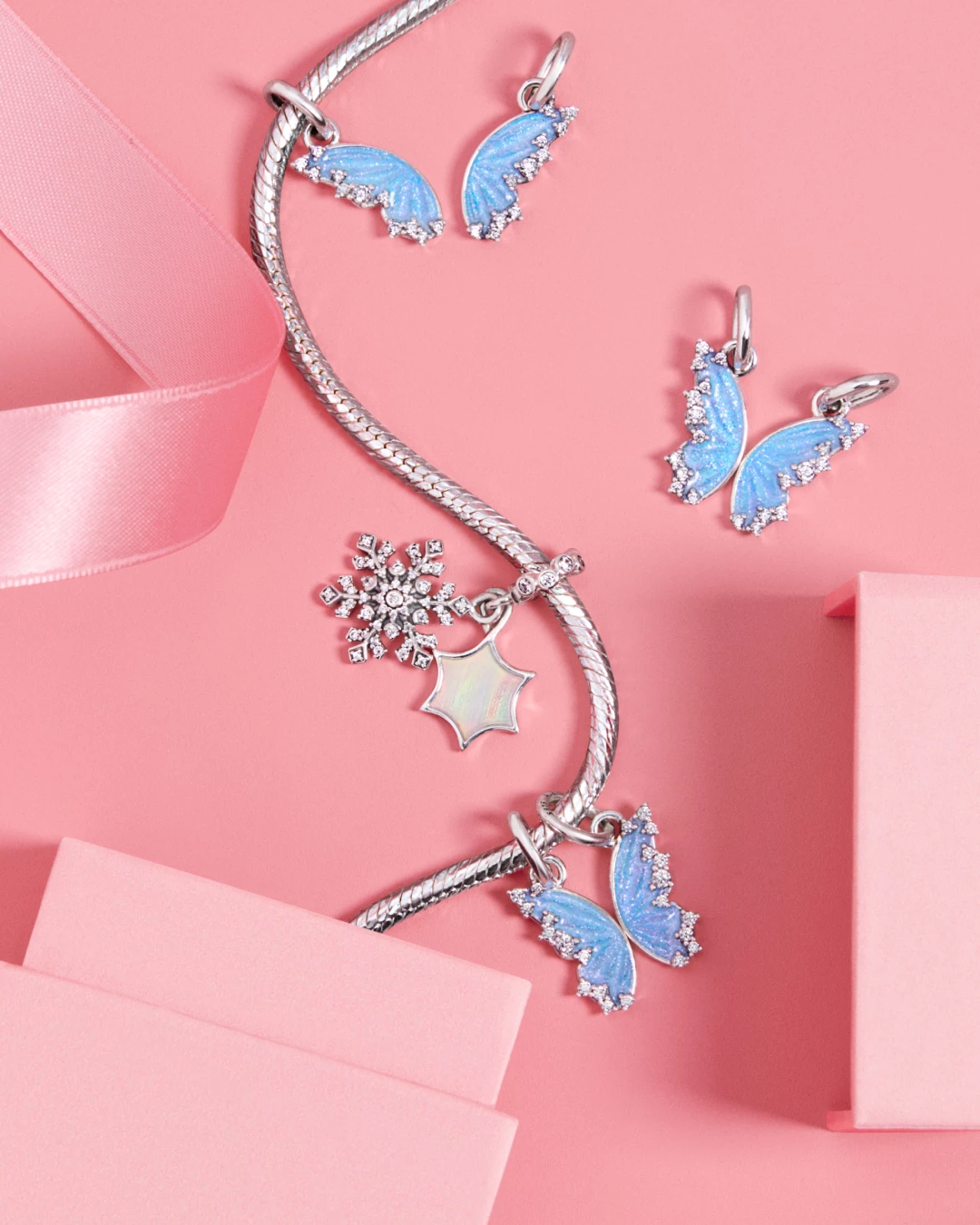 Gift-giving time arrives: Pandora unveils winter gems line.
4