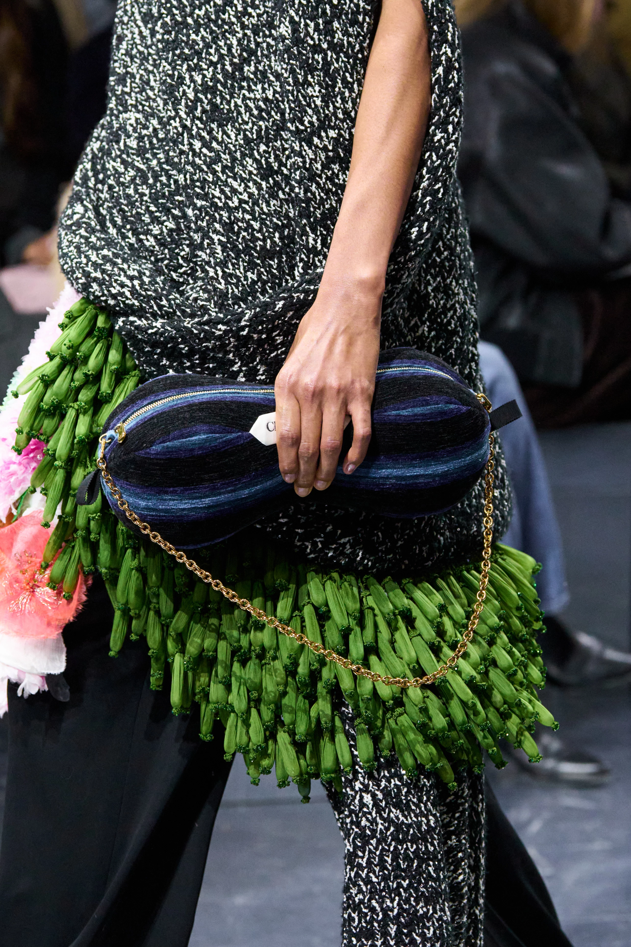 Dior brings fantasy bags back into fashion13