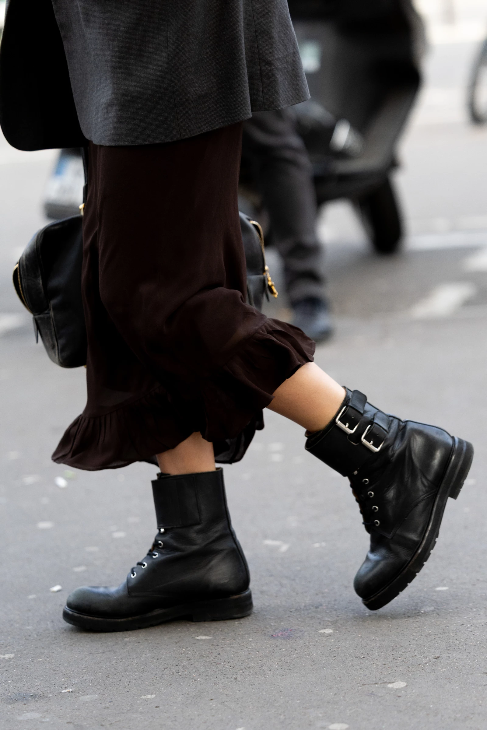The best shoes for frosty days: fashionable lace-up boots that will replace uggs in winter 20263