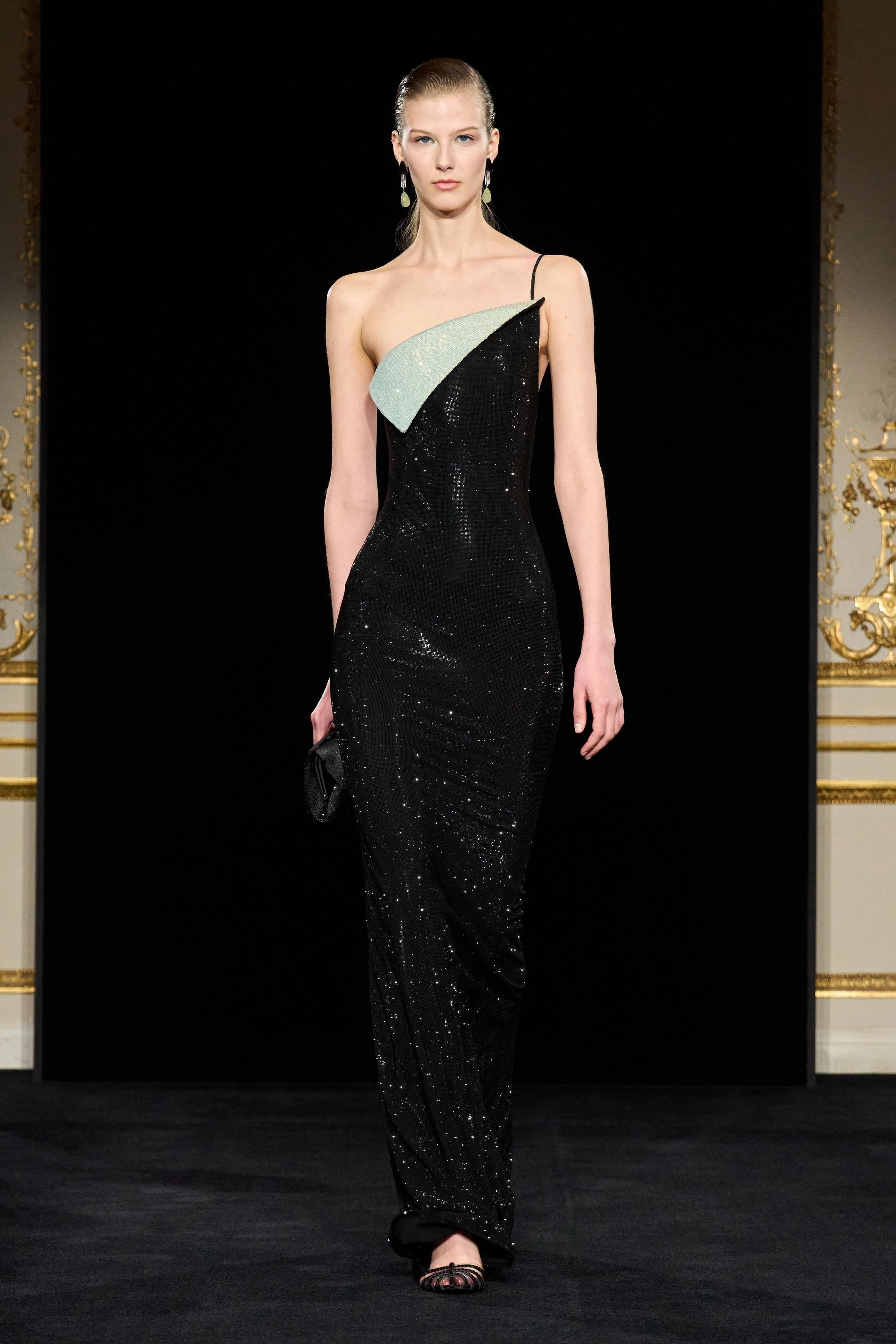 A new era for Armani Privé: what Silvana Armani's debut collection turned out to be4