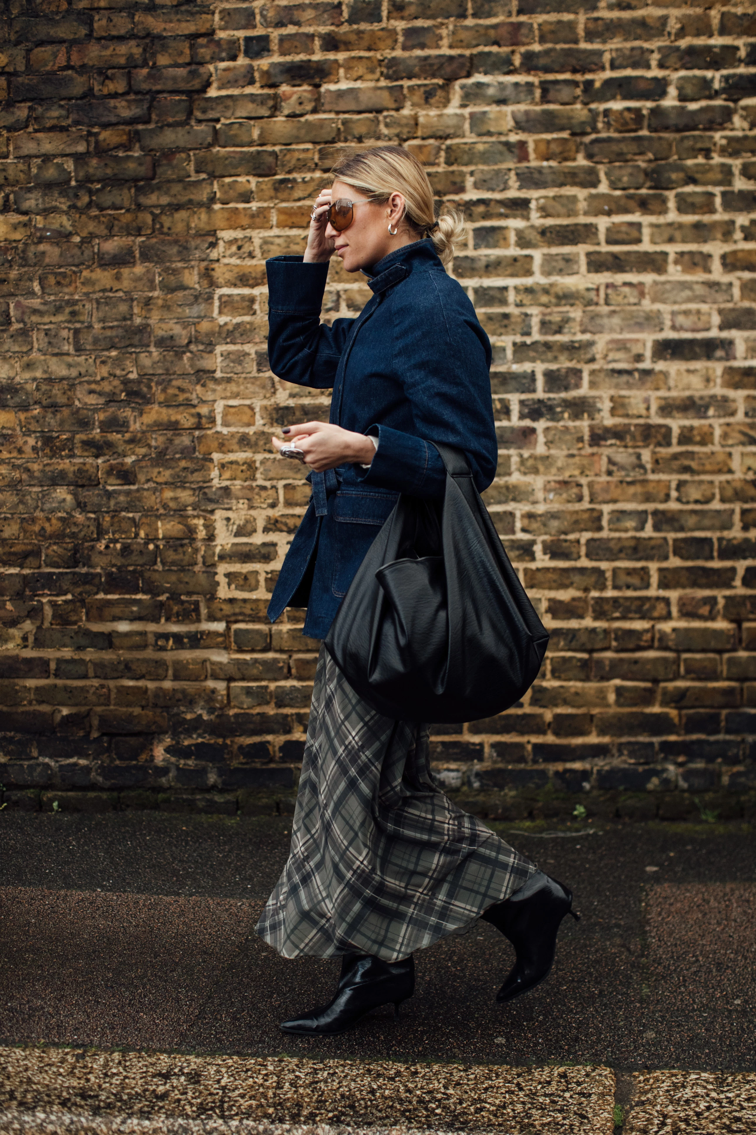 Streetstyle: the most fashionable girls on the streets of London14