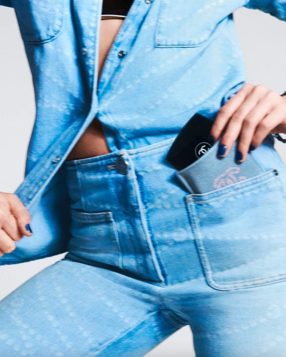 Nostalgia for the 1990s in Chanel's new makeup collection3