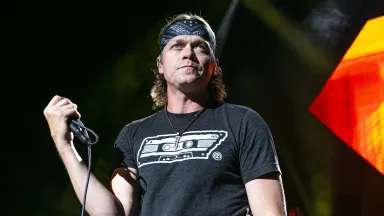 Brad Arnold’s Passing: 3 Doors Down Frontman, Cancer Battle, and Demise Explained
