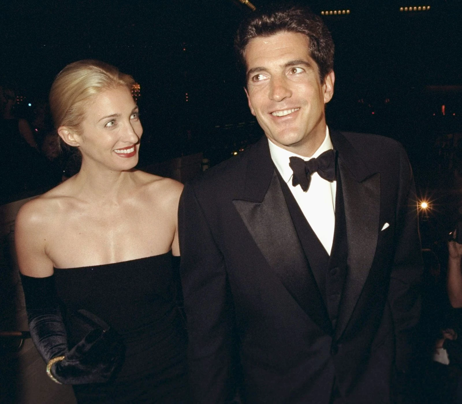 The story of the turbulent relationship between Carolyn Bessette-Kennedy and John F. Kennedy Jr.4
