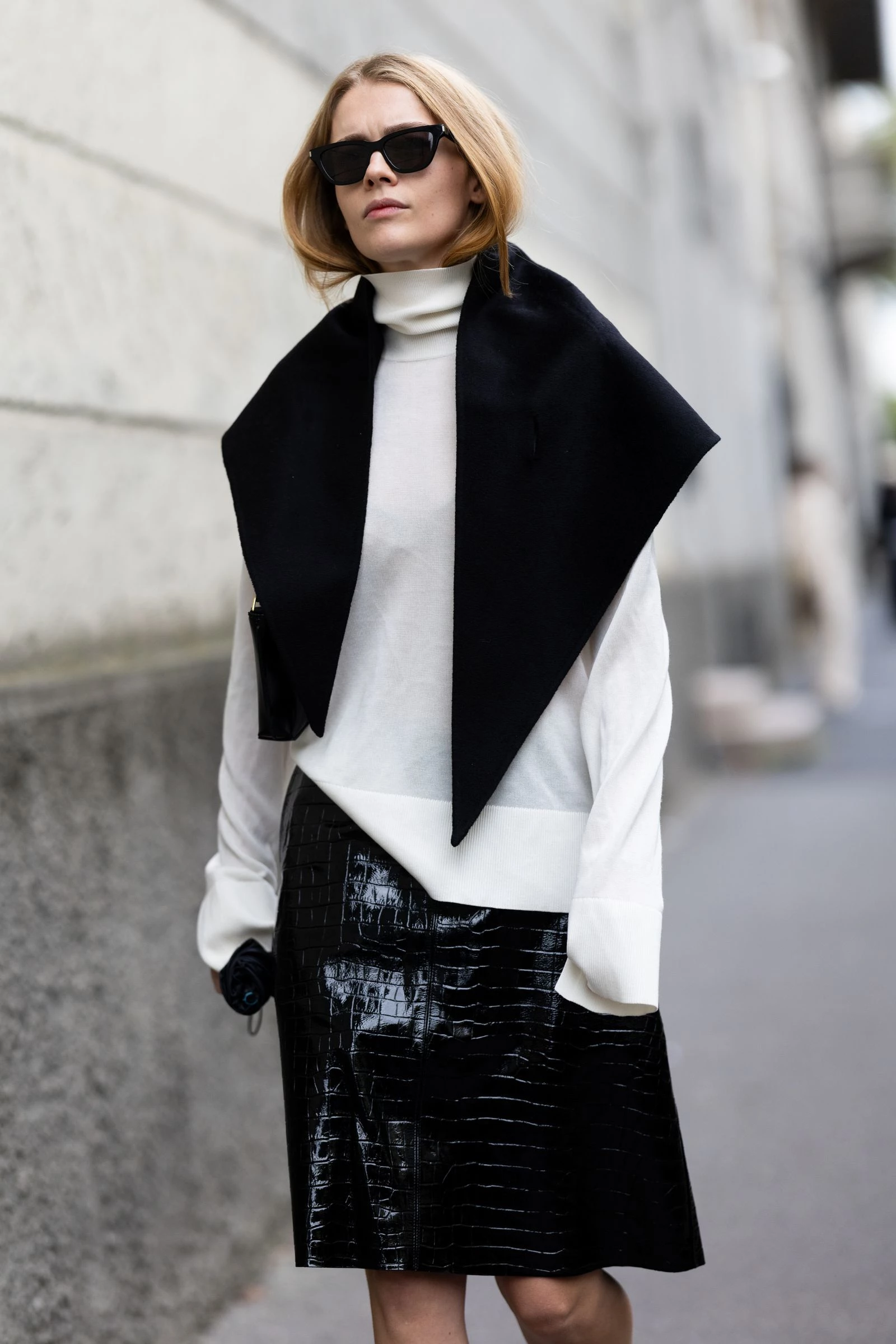A patent leather skirt is something that should appear in your wardrobe this year6
