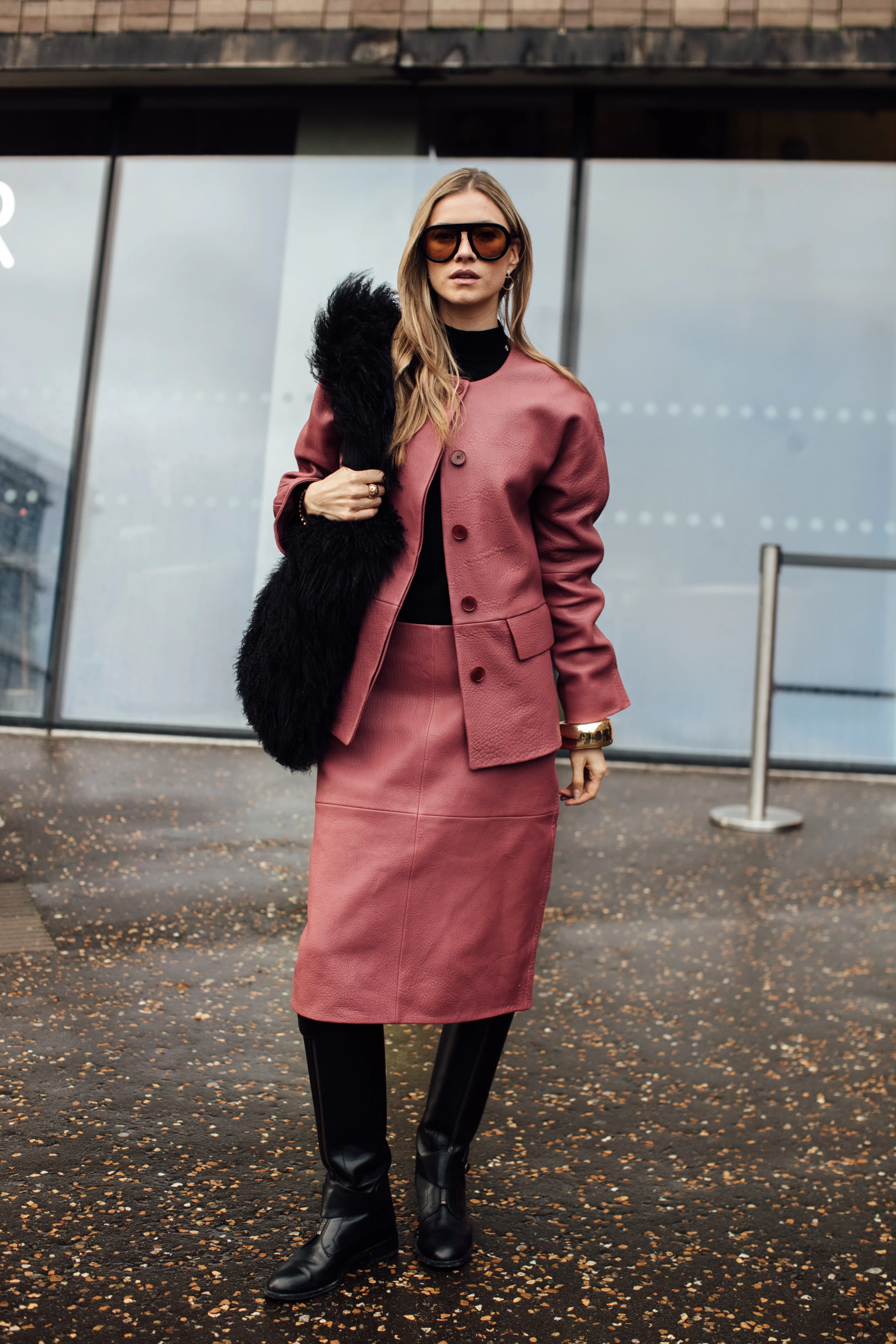 Streetstyle: the most fashionable girls on the streets of London7