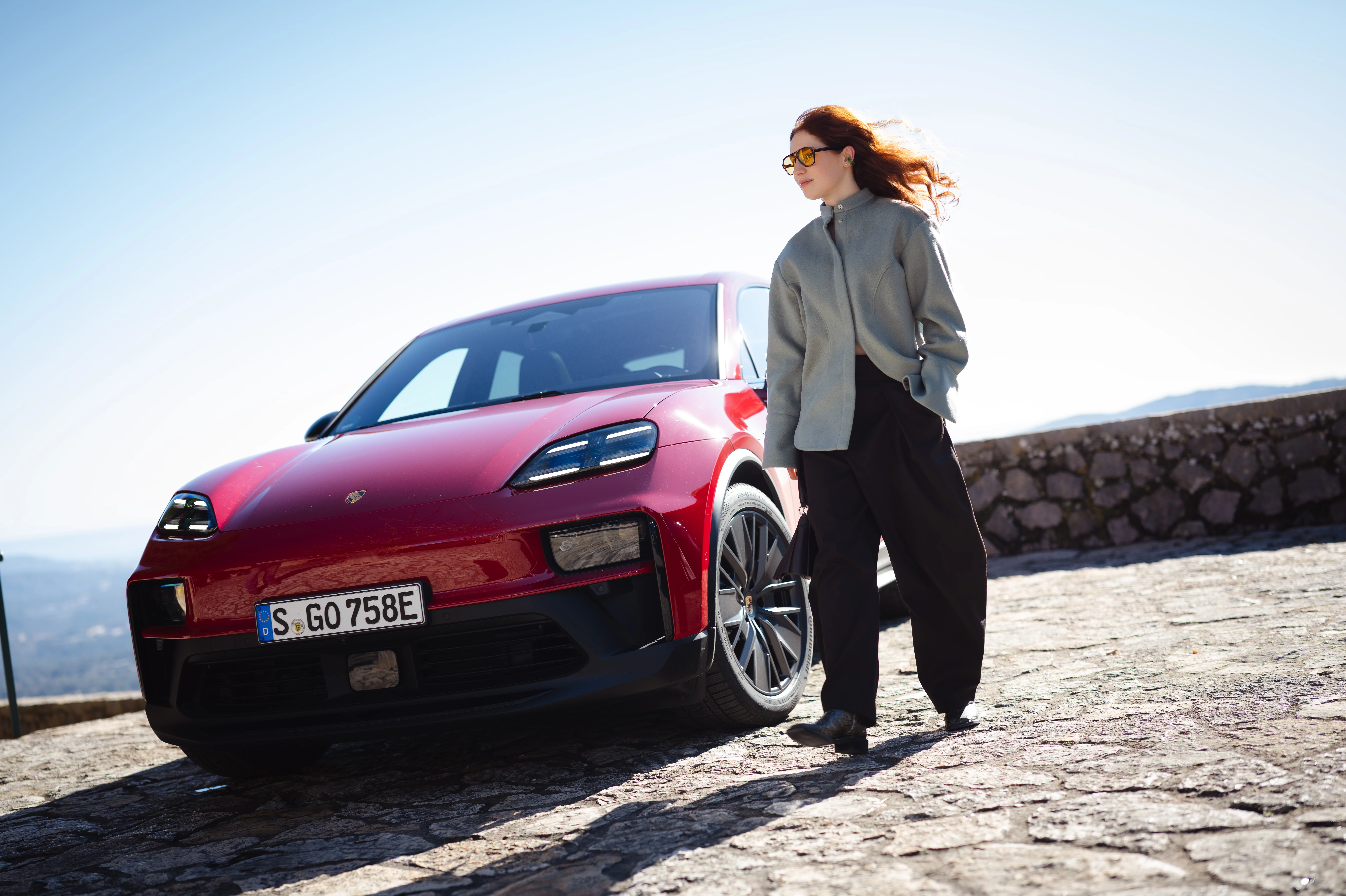 Porsche Macan GTS in action: an electric car that impresses - test drive from the editor of Vogue UA1