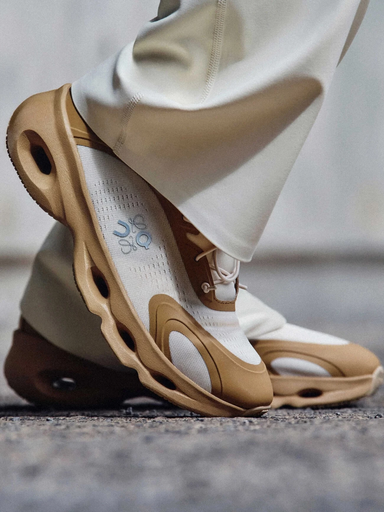 Why the world is going crazy for ON sneakers4