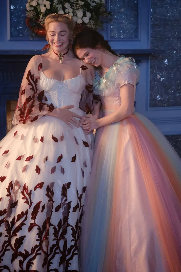 How the costumes for the movie "Wuthering Heights" were created9