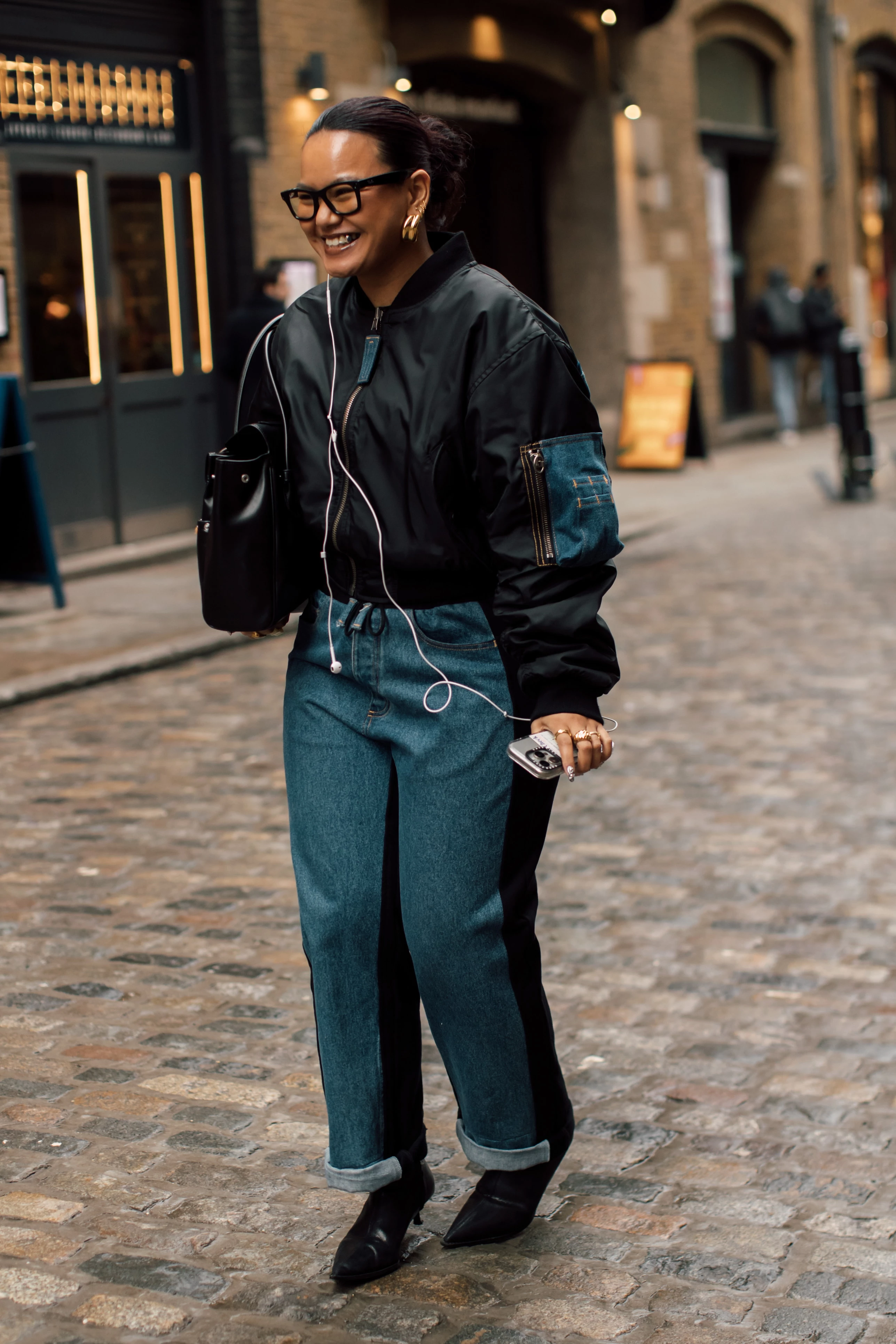 Streetstyle: the most fashionable girls on the streets of London37