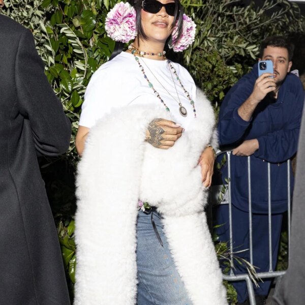 Rihanna's new look is straight from the Dior Couture runway