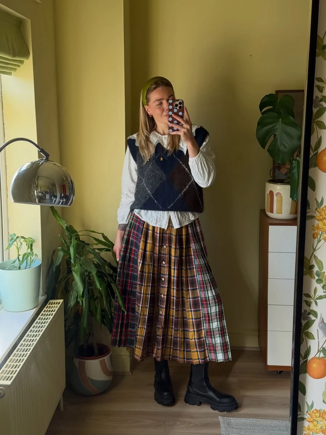 Instagram @bethanytrohear3