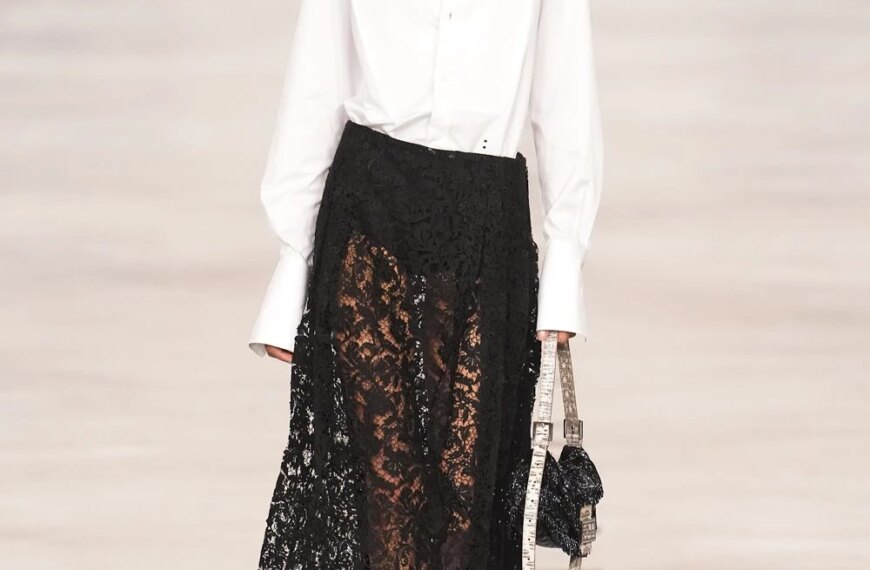 “Less me, more us”: Maria Grazia Chiuri's debut collection for Fendi