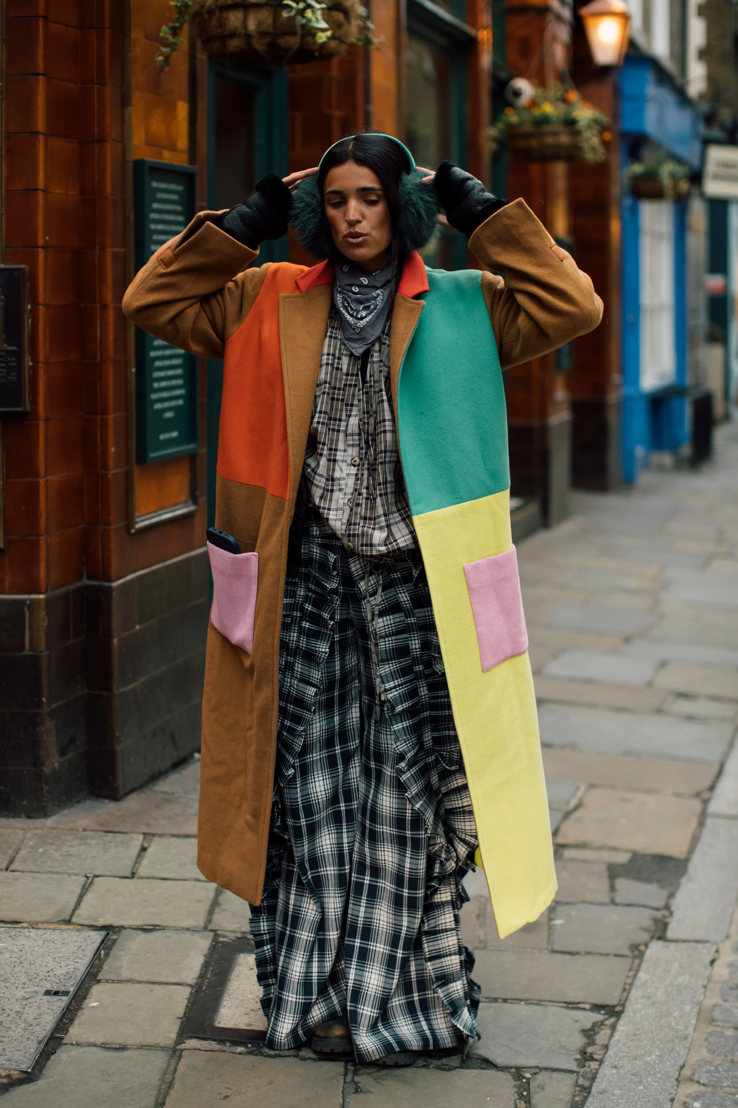 Streetstyle: the most fashionable girls on the streets of London20