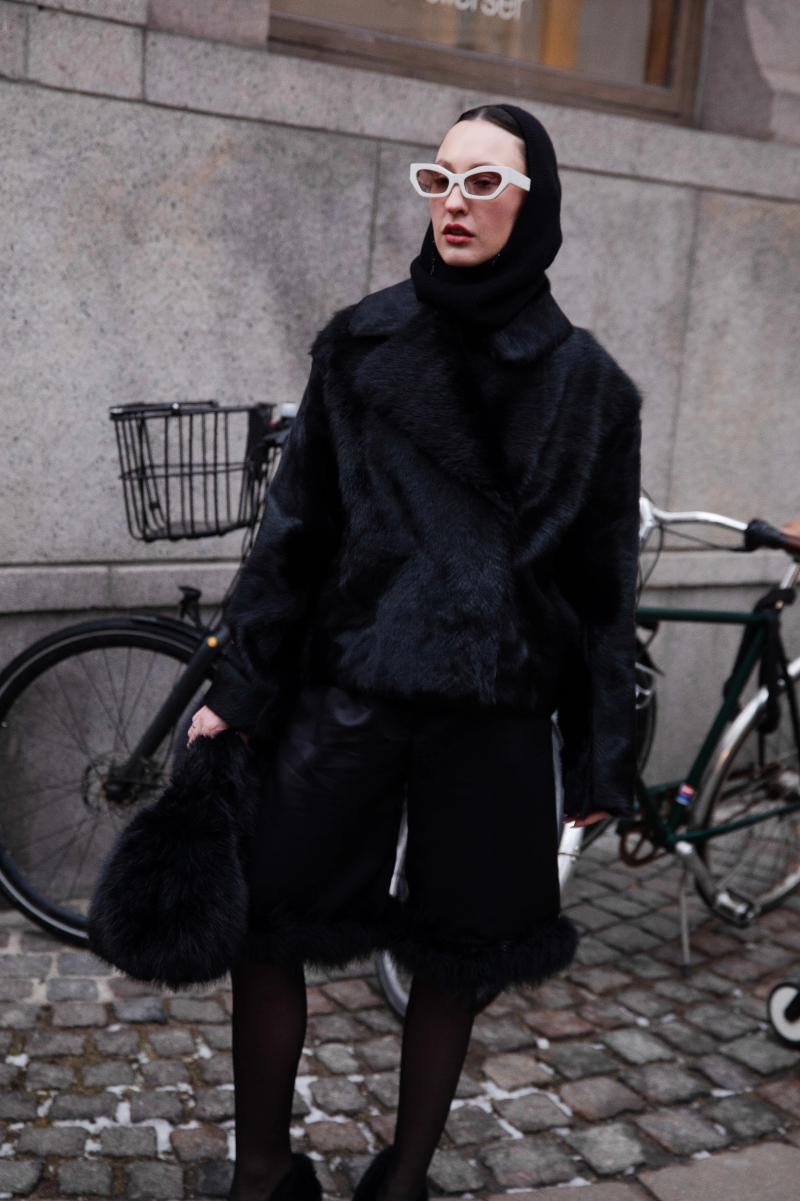 Streetstyle: the most fashionable girls on the streets of Copenhagen21