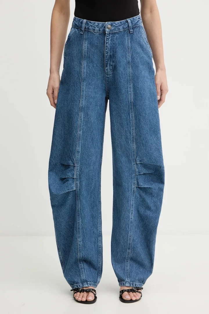 Here are the hottest jeans this season, which are gradually becoming new classics17